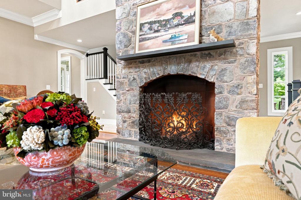 35387 CREEK RIDGE LANE