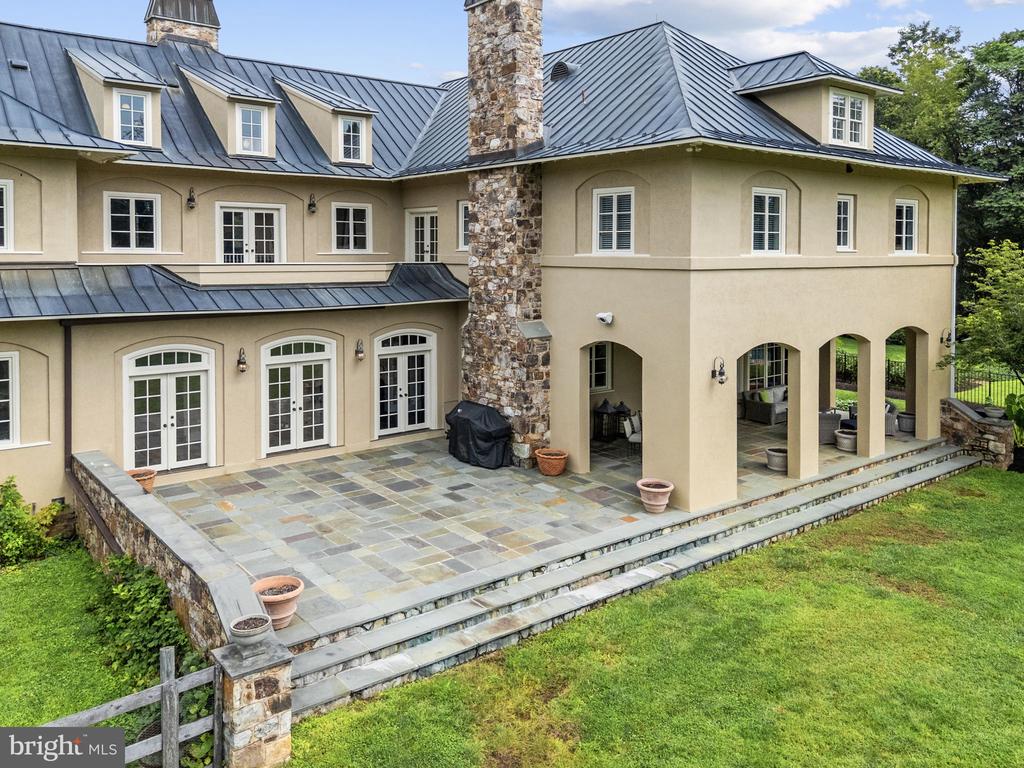 35387 CREEK RIDGE LANE