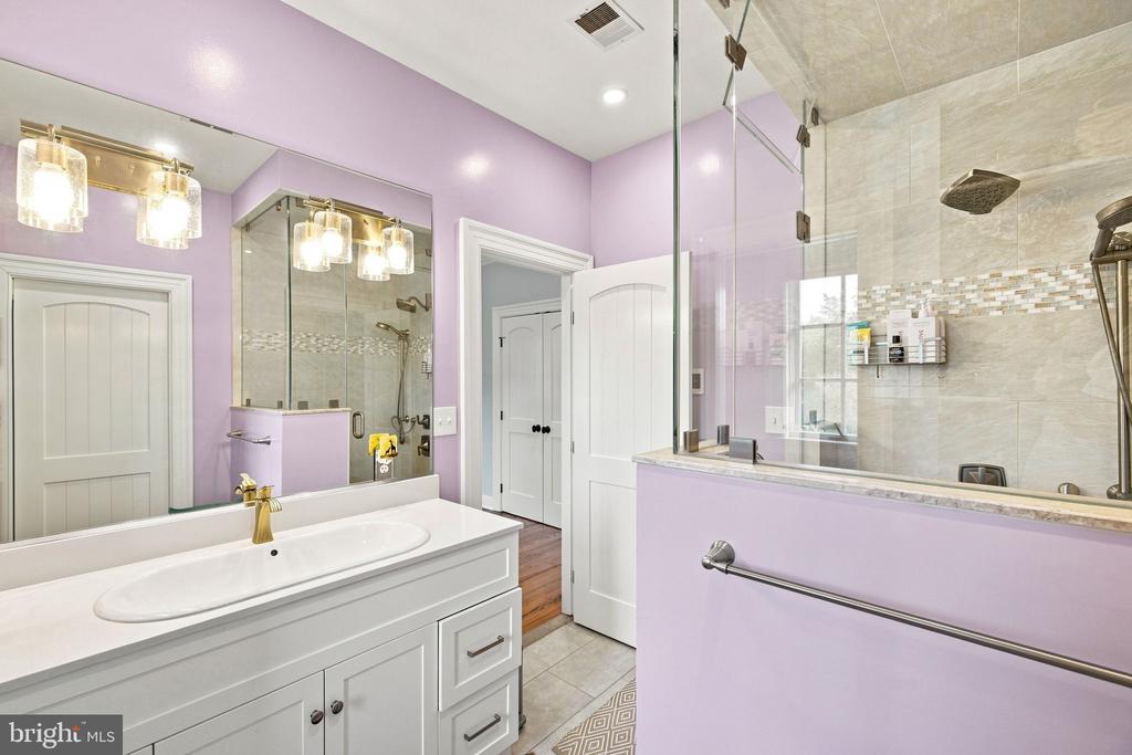 35387 CREEK RIDGE LANE