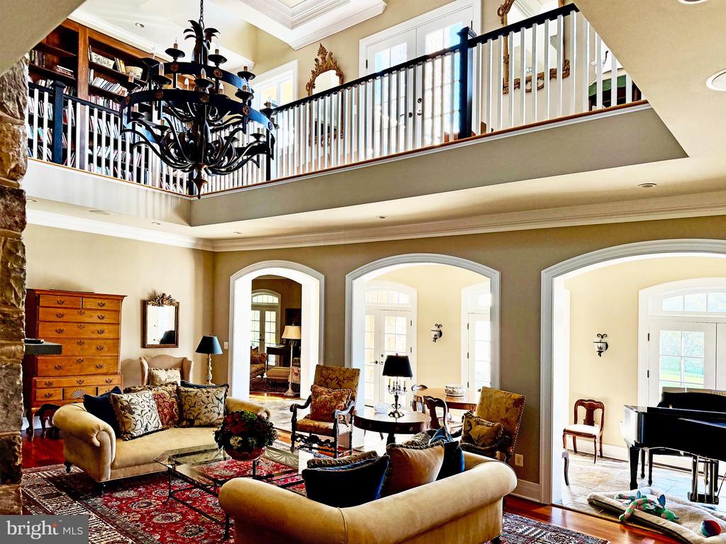 35387 CREEK RIDGE LANE