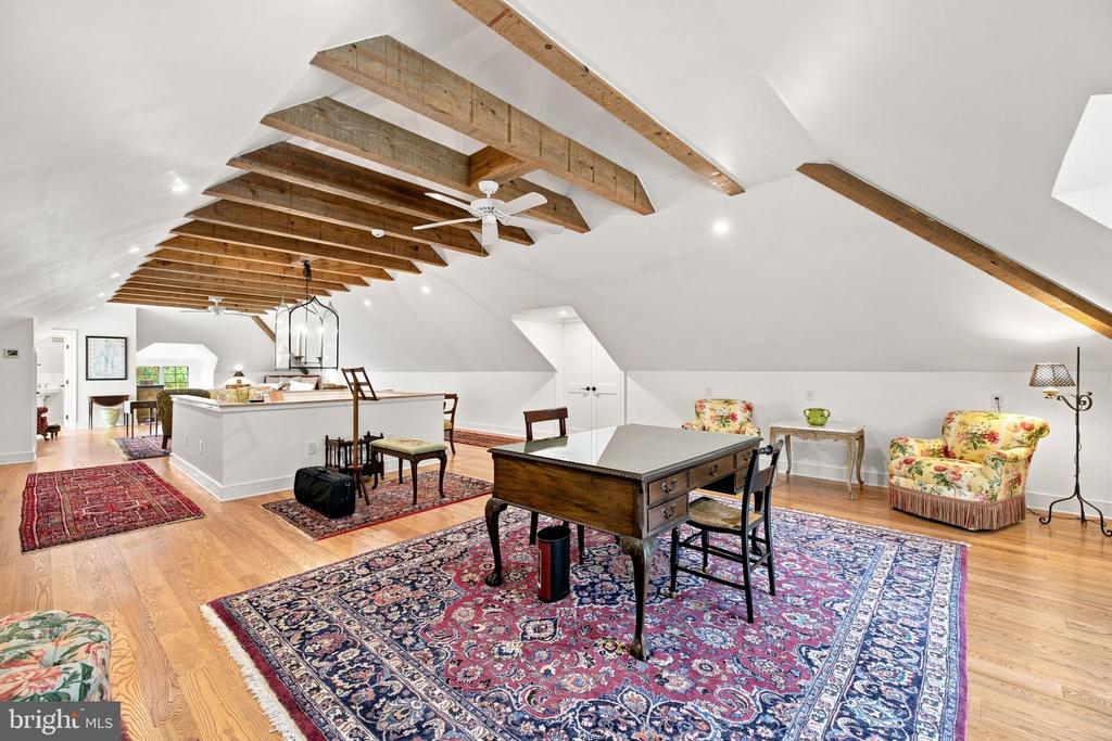 35387 CREEK RIDGE LANE