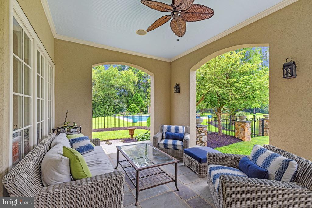 35387 CREEK RIDGE LANE