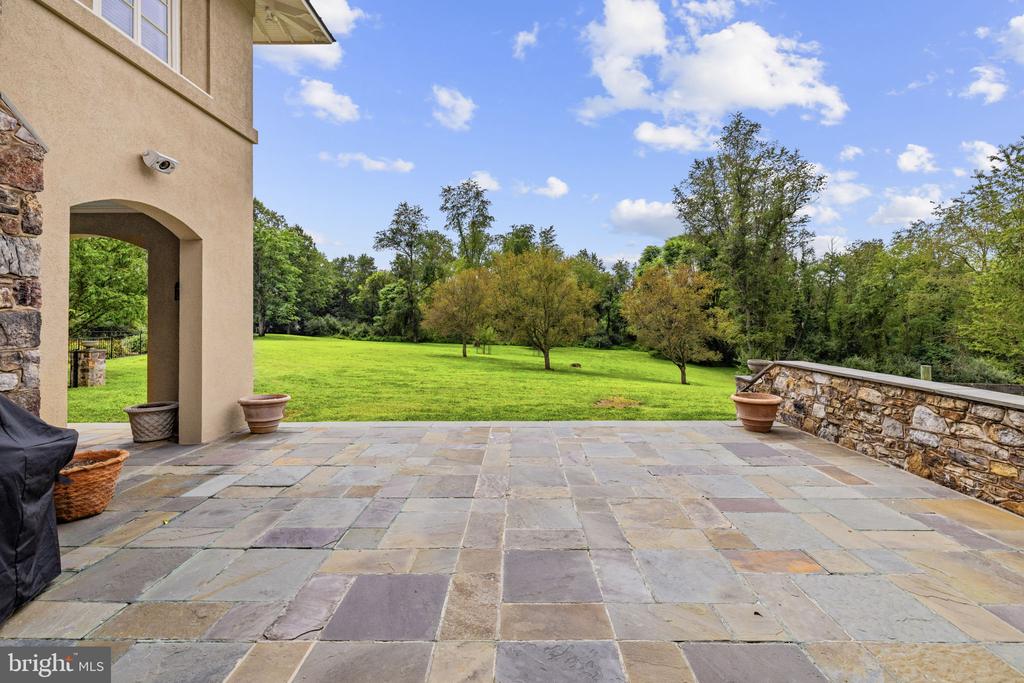 35387 CREEK RIDGE LANE