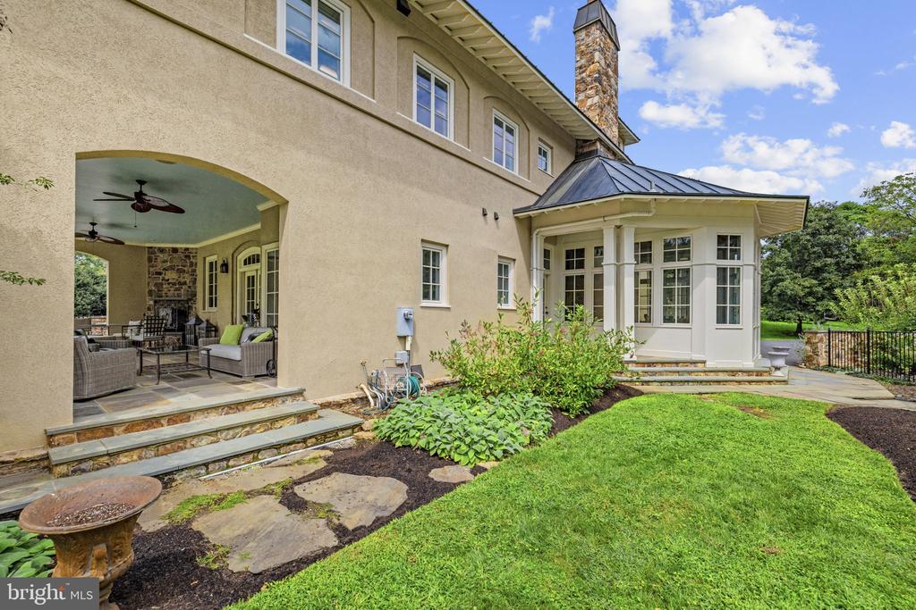 35387 CREEK RIDGE LANE