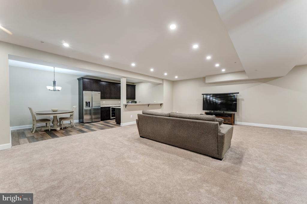 14428 EAGLE ISLAND COURT