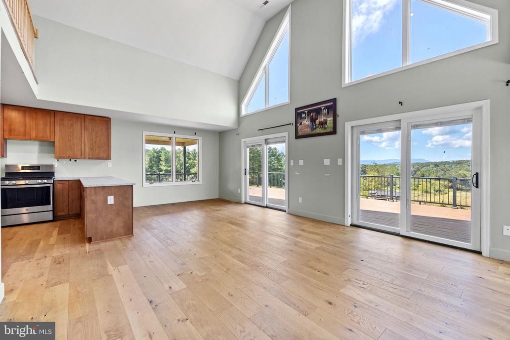 395 SEVEN PONDS ROAD