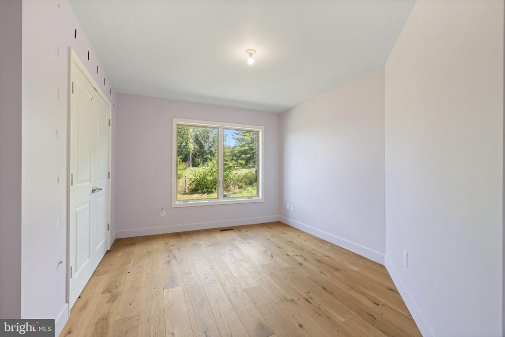 395 SEVEN PONDS ROAD