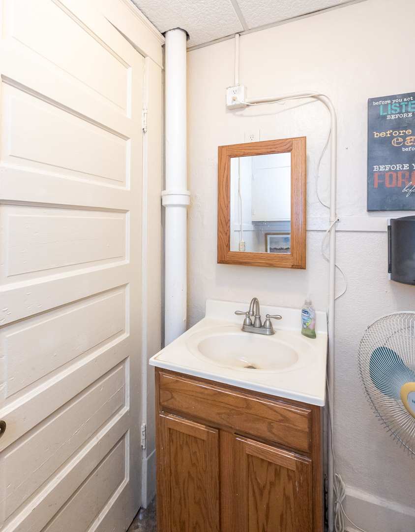 4022 E Michigan Street