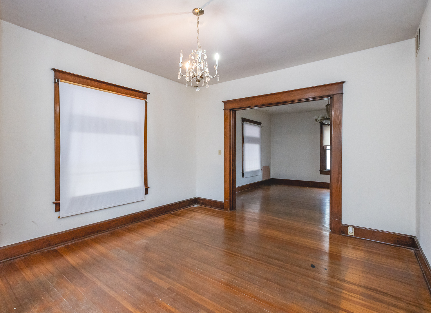 11817 E Washington Street