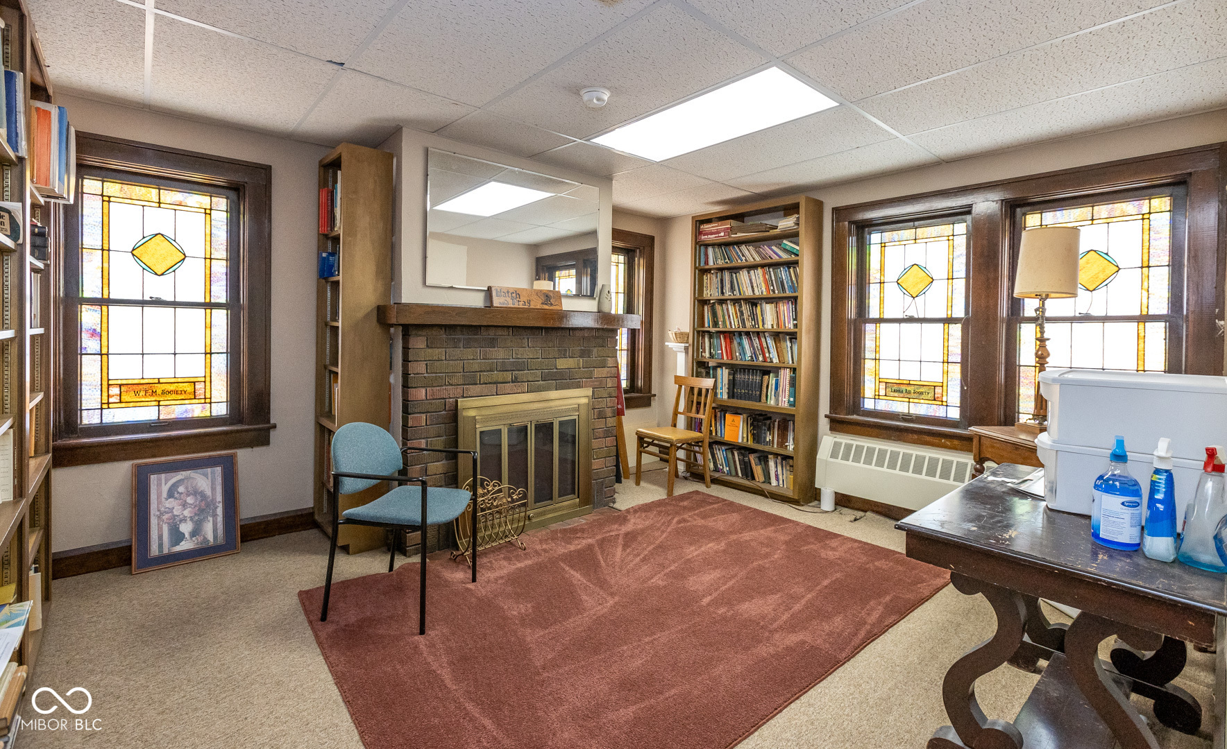 102 S 9th Avenue