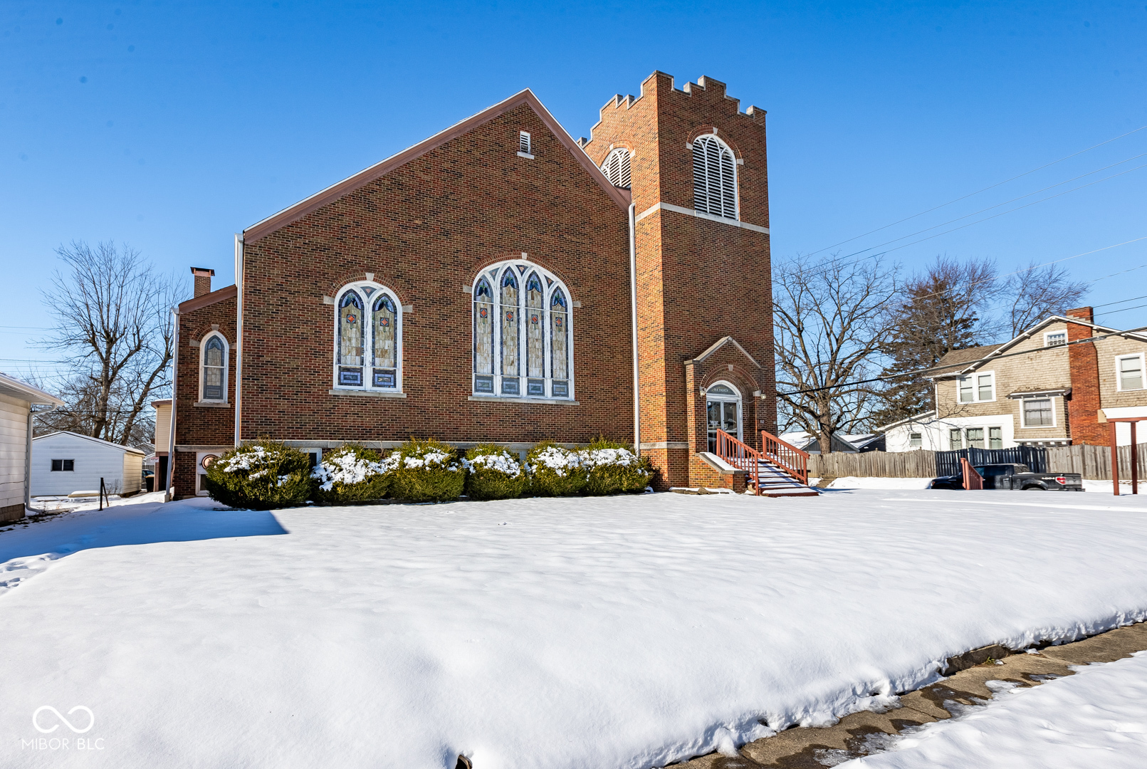 102 S 9th Avenue