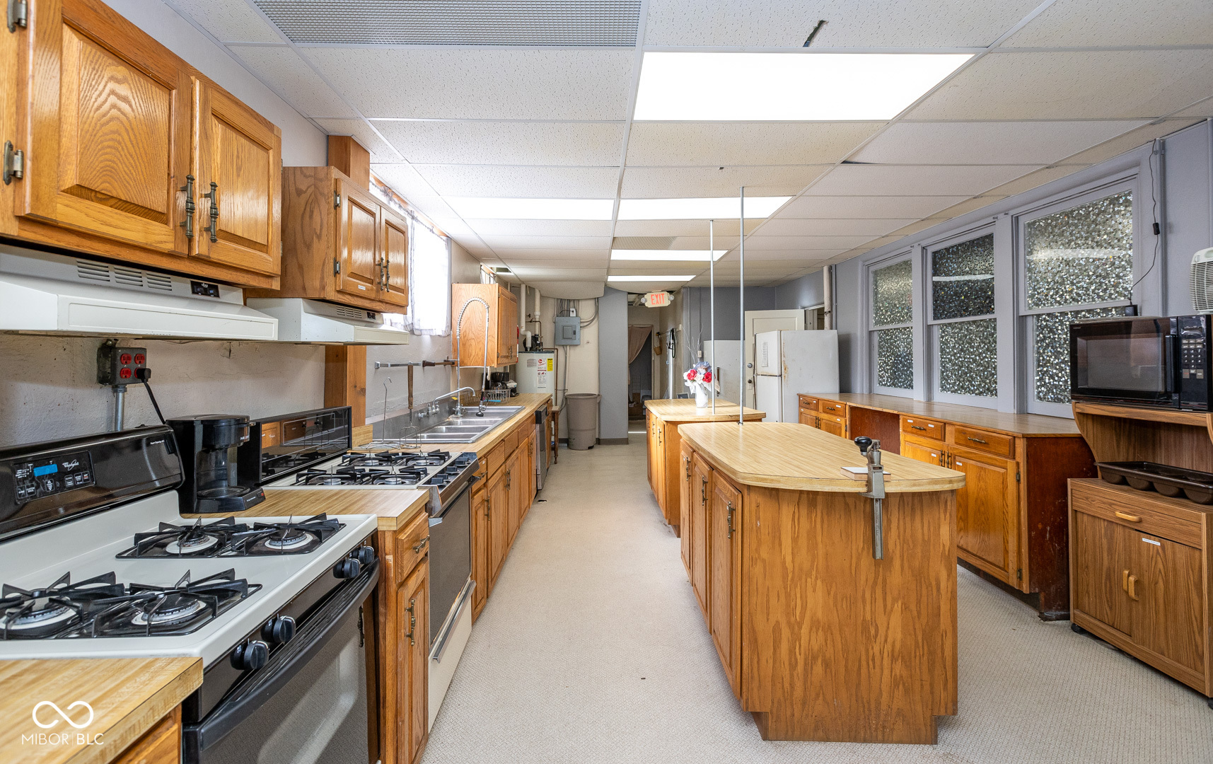 102 S 9th Avenue