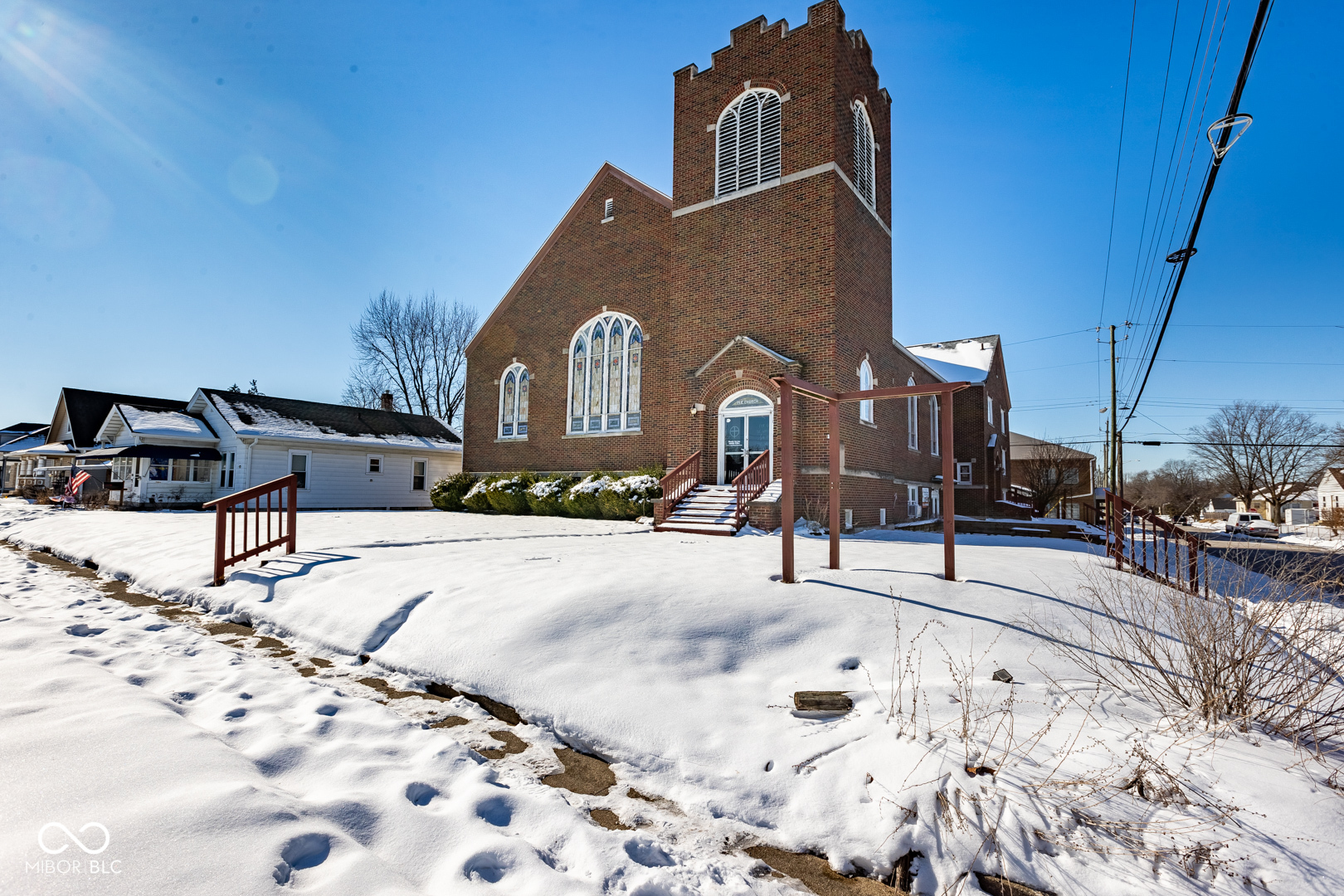 102 S 9th Avenue
