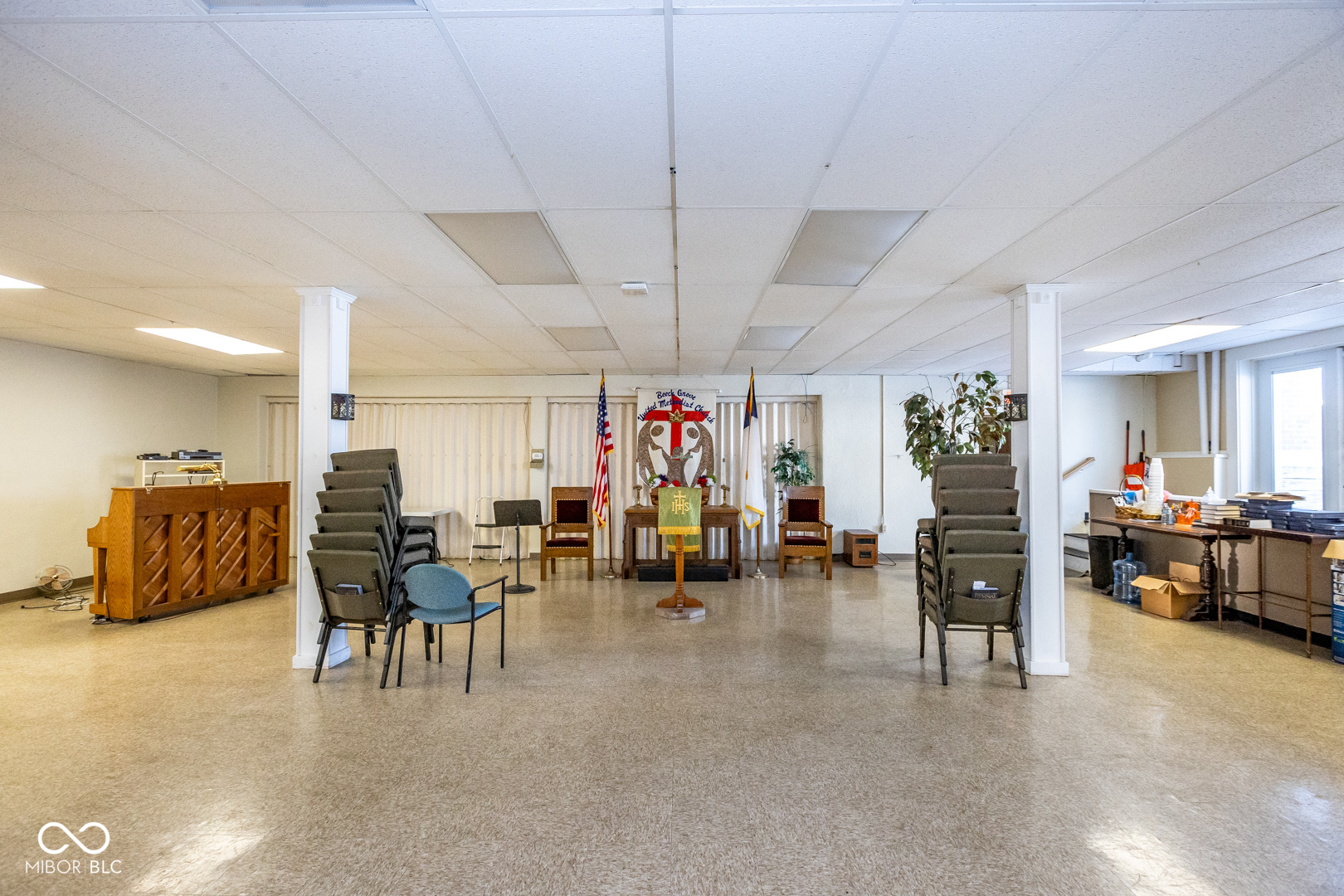 102 S 9th Avenue