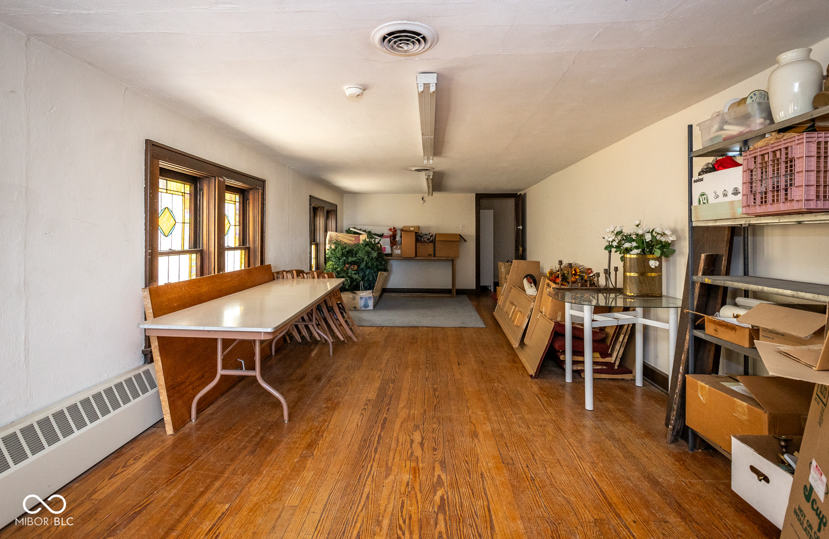 102 S 9th Avenue