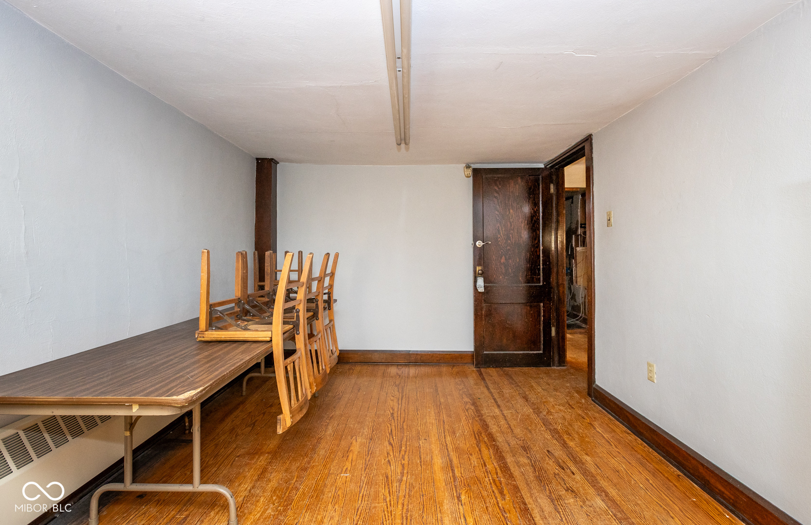 102 S 9th Avenue