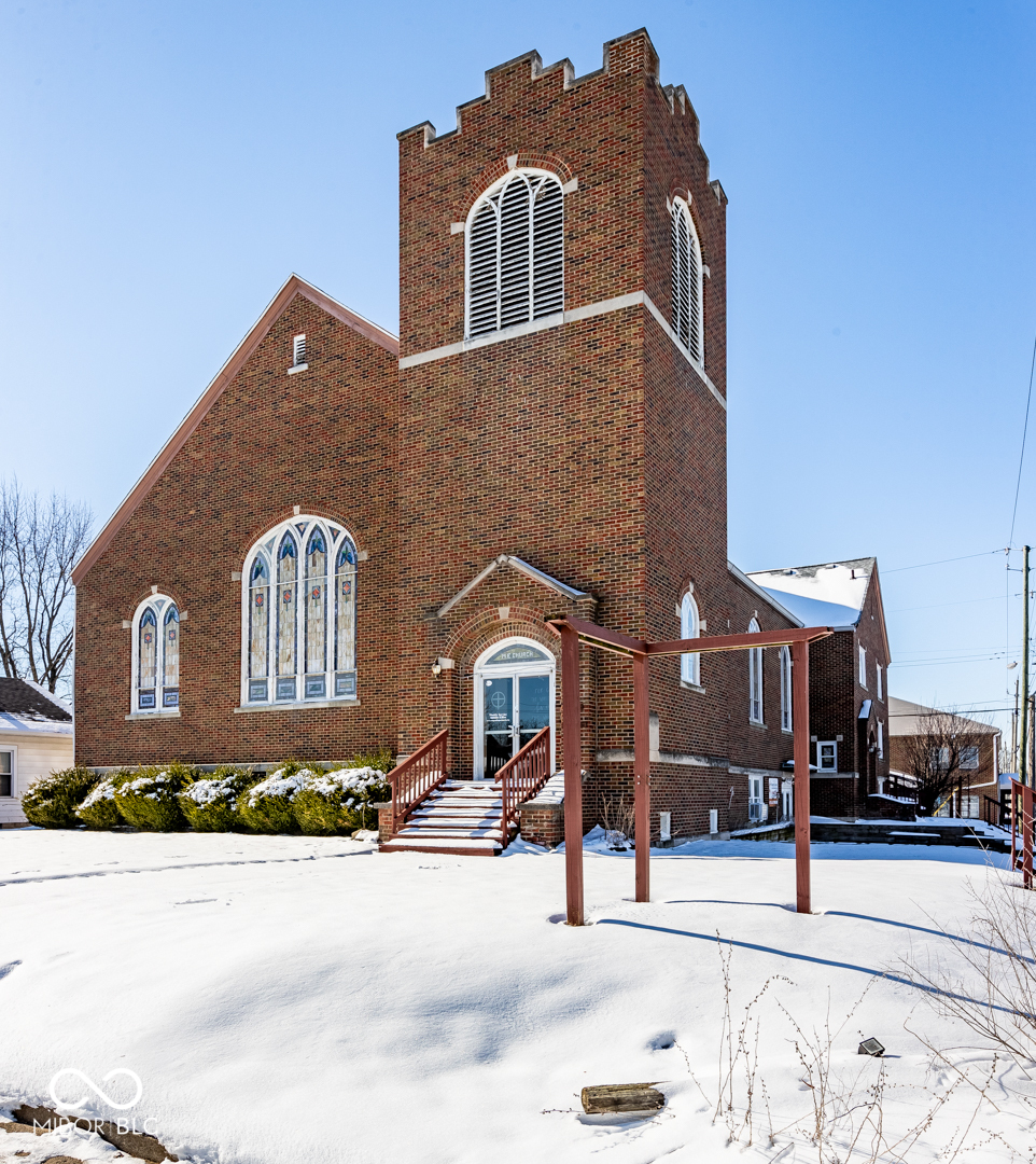 102 S 9th Avenue