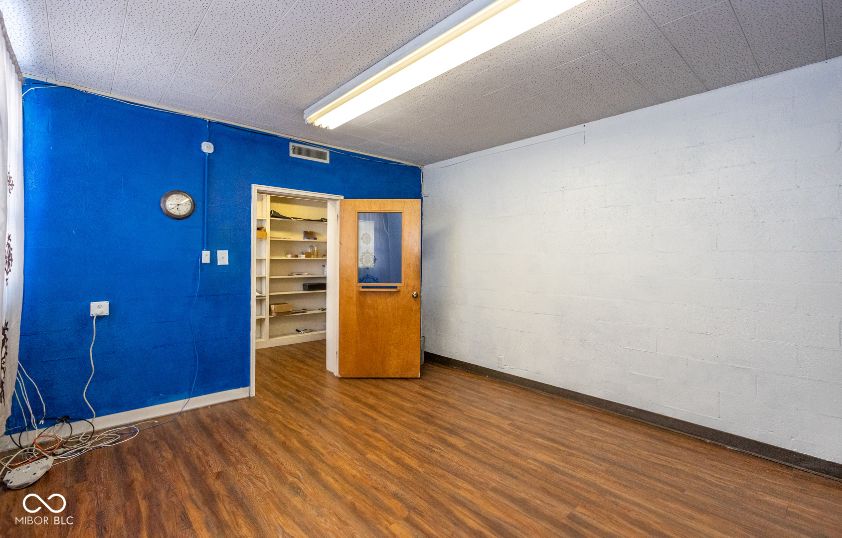 102 S 9th Avenue
