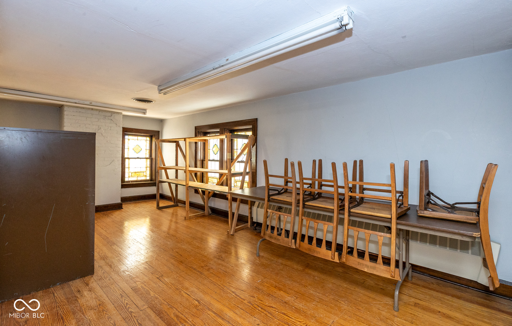102 S 9th Avenue