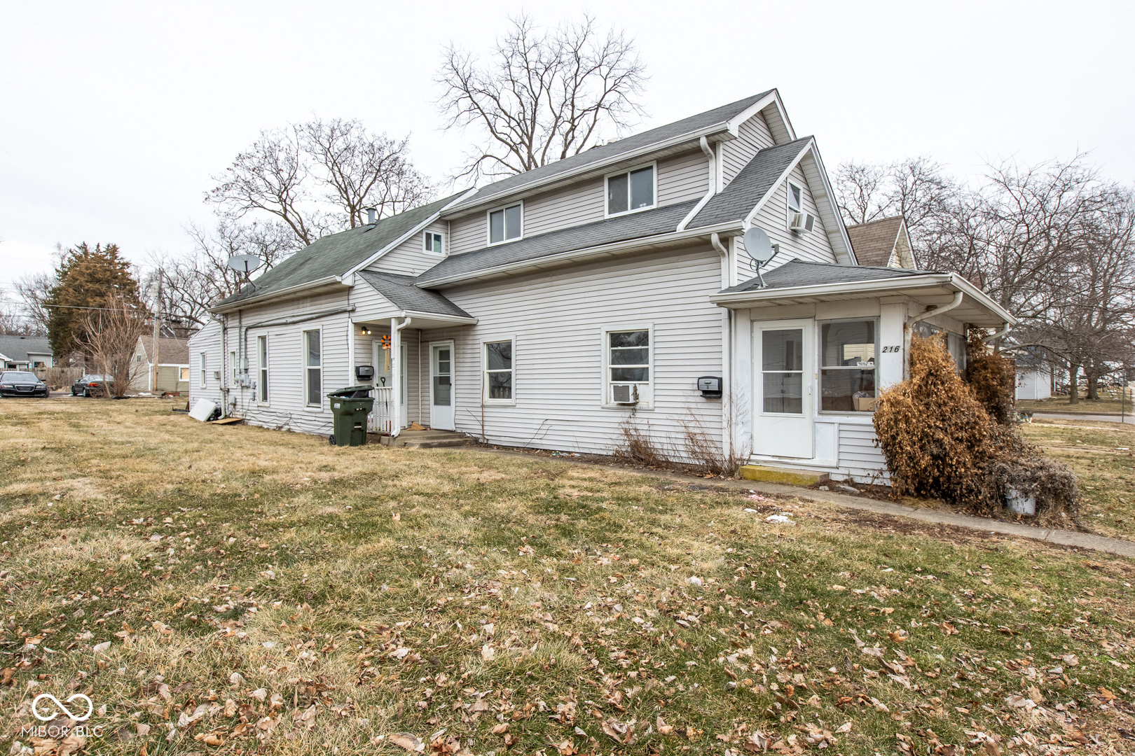 216 E Lincoln Street