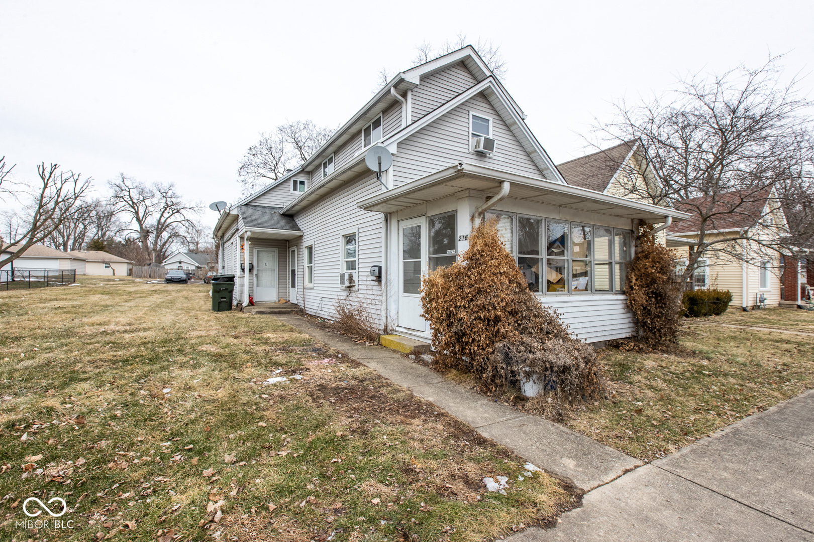 216 E Lincoln Street