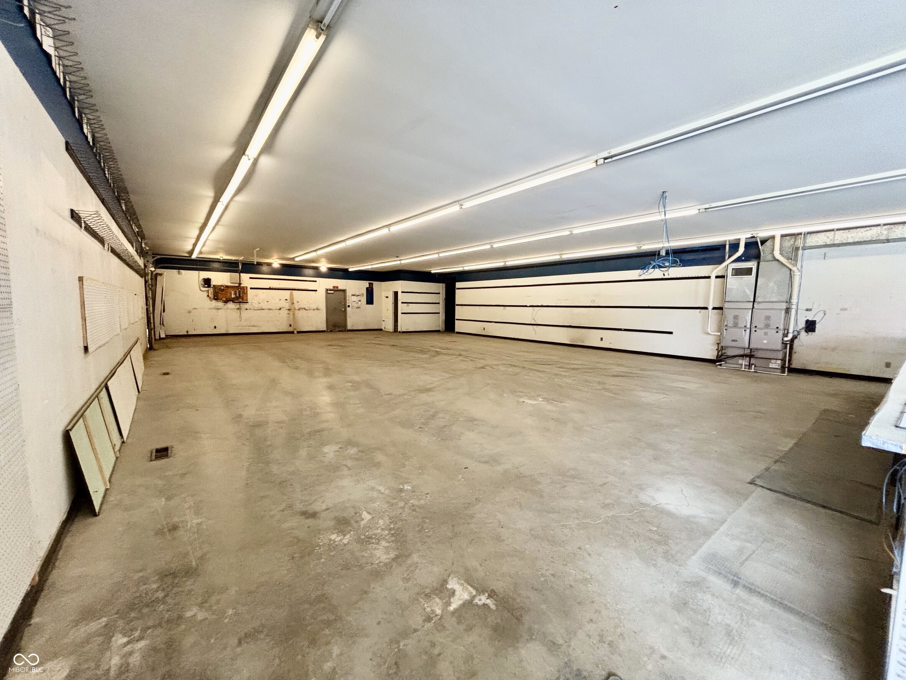 56 S 6th Street