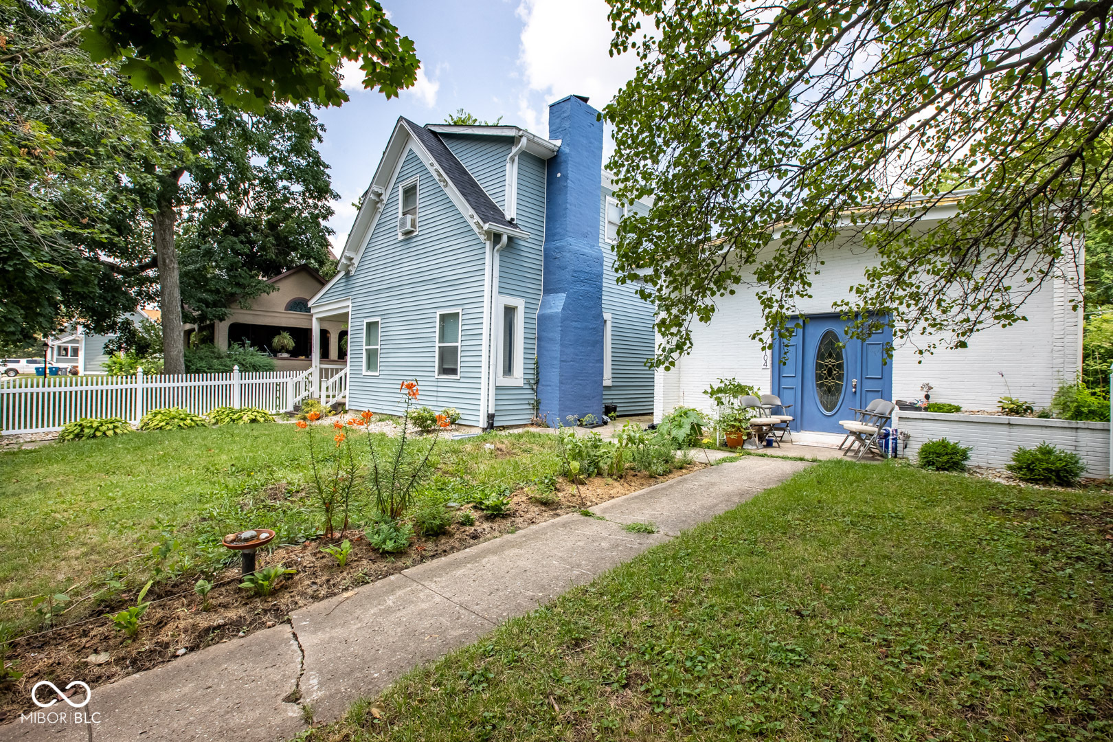 1102 Cherry Street