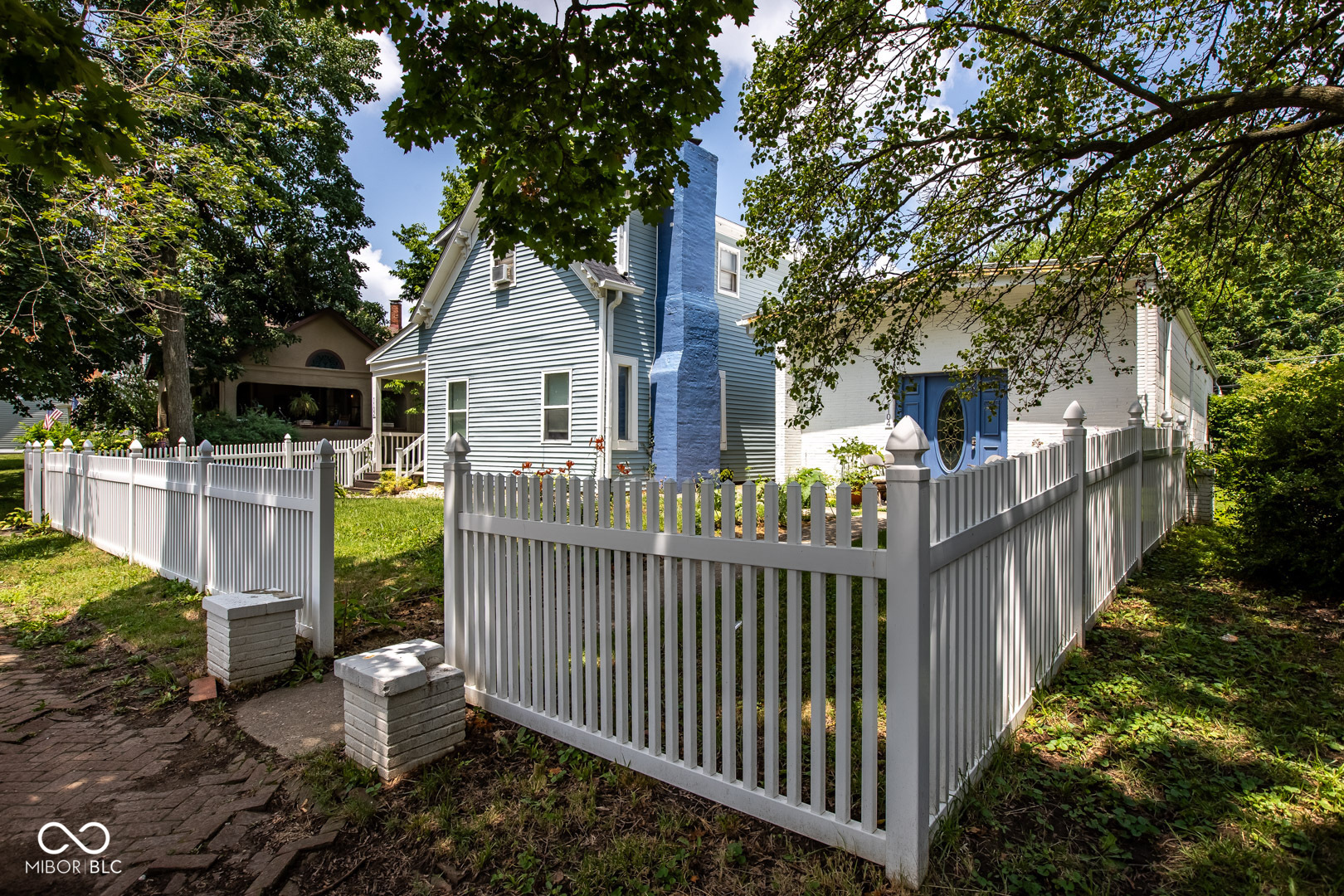 1102 Cherry Street