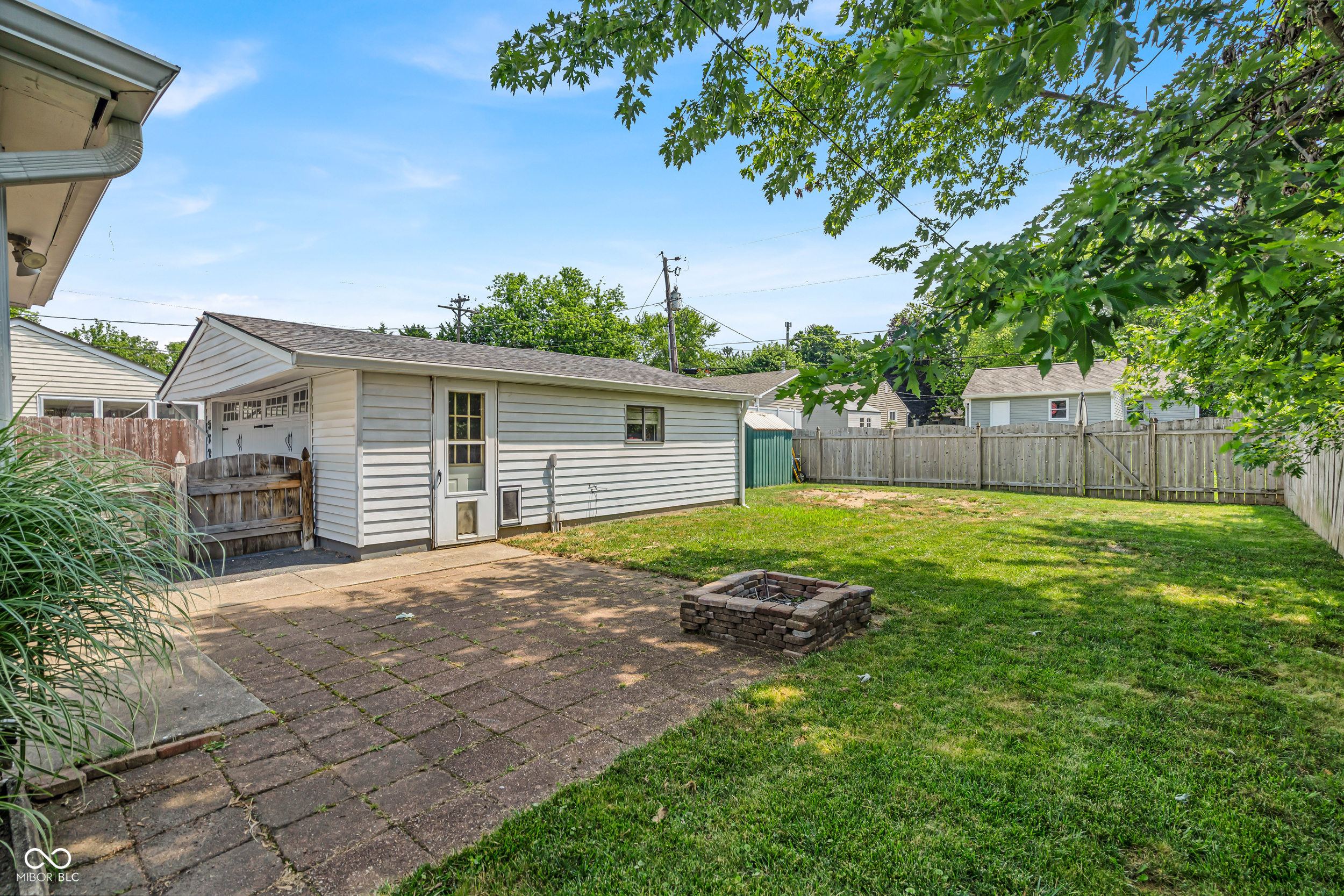 572 N 17th Street