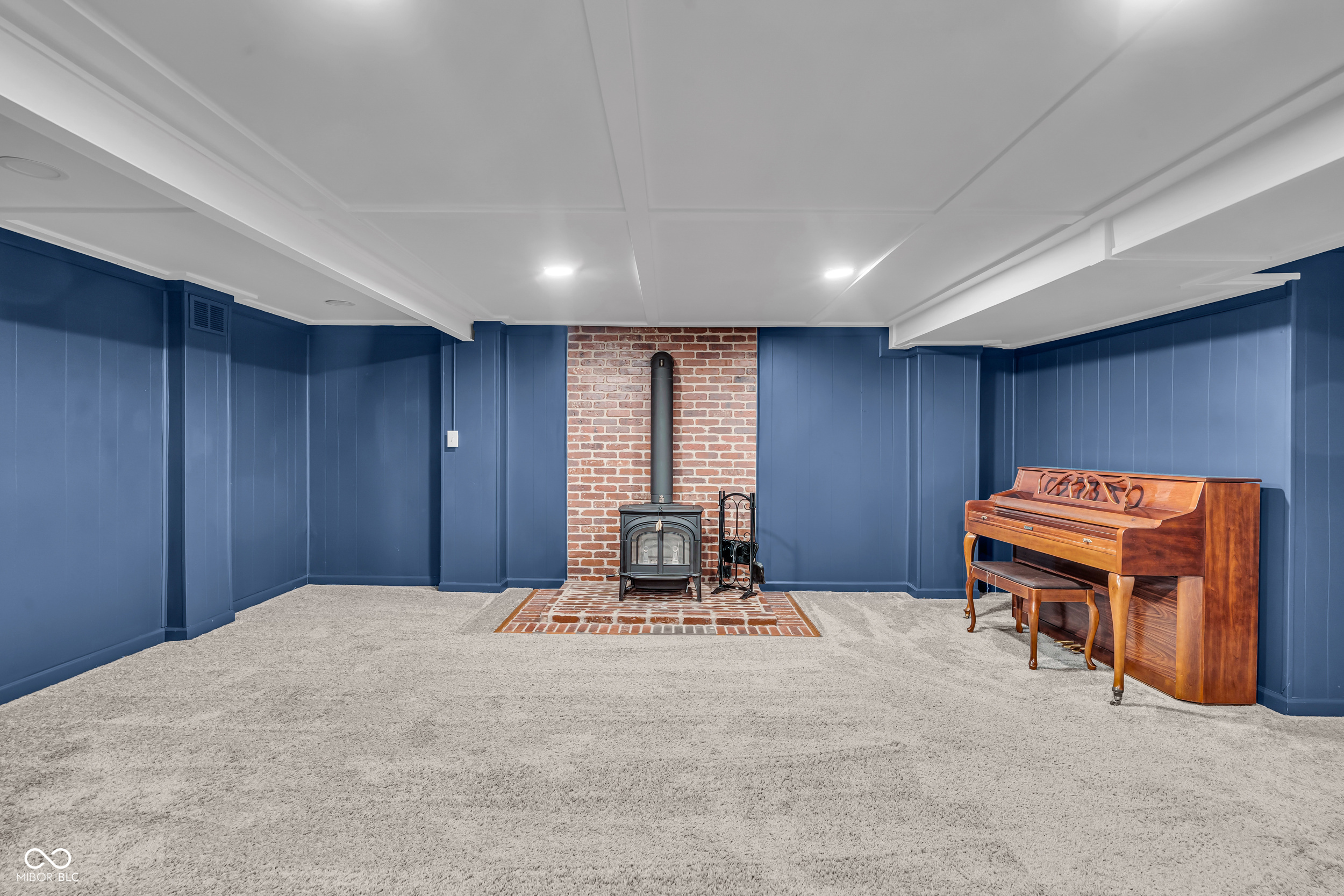 572 N 17th Street