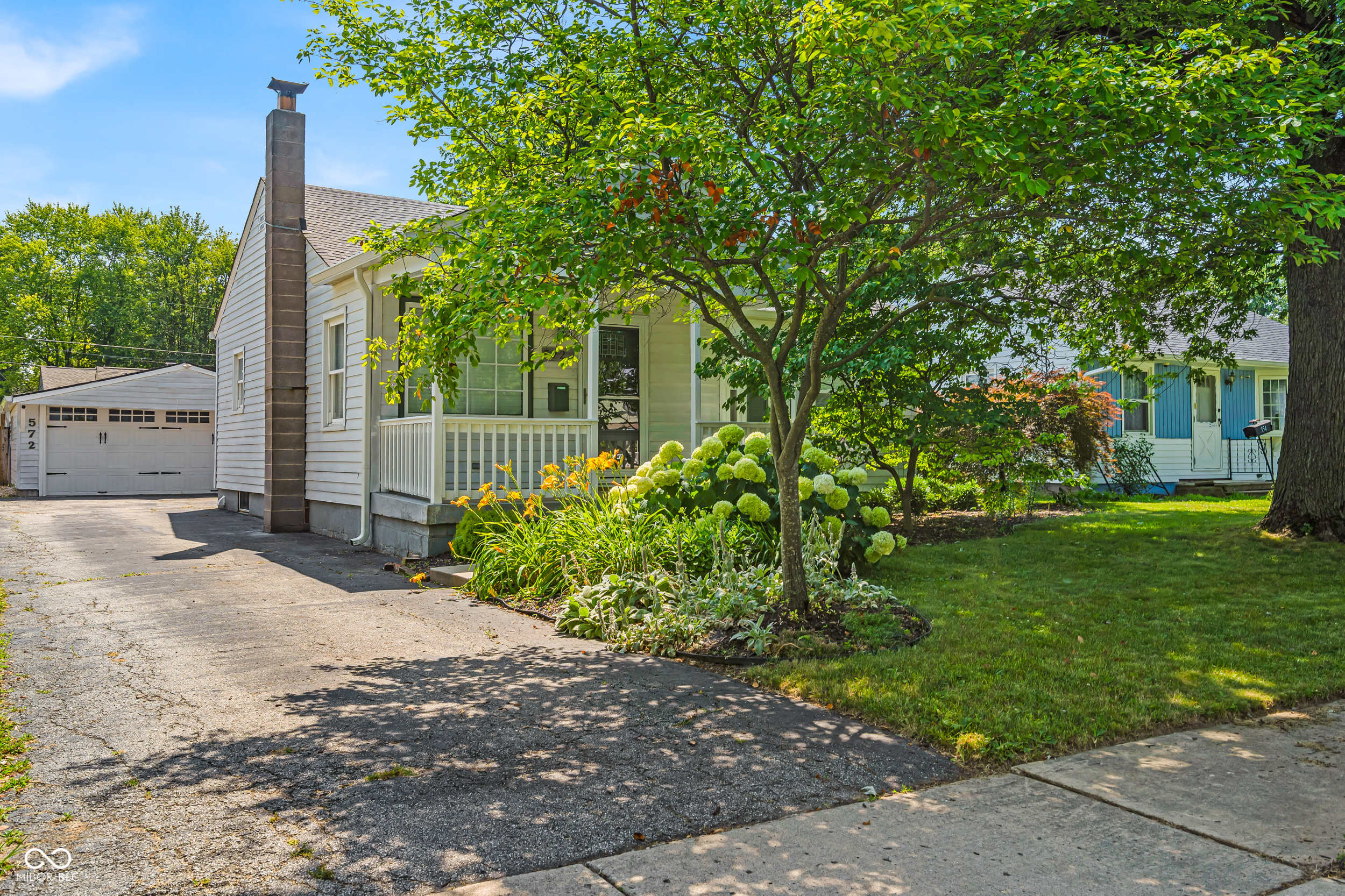 572 N 17th Street