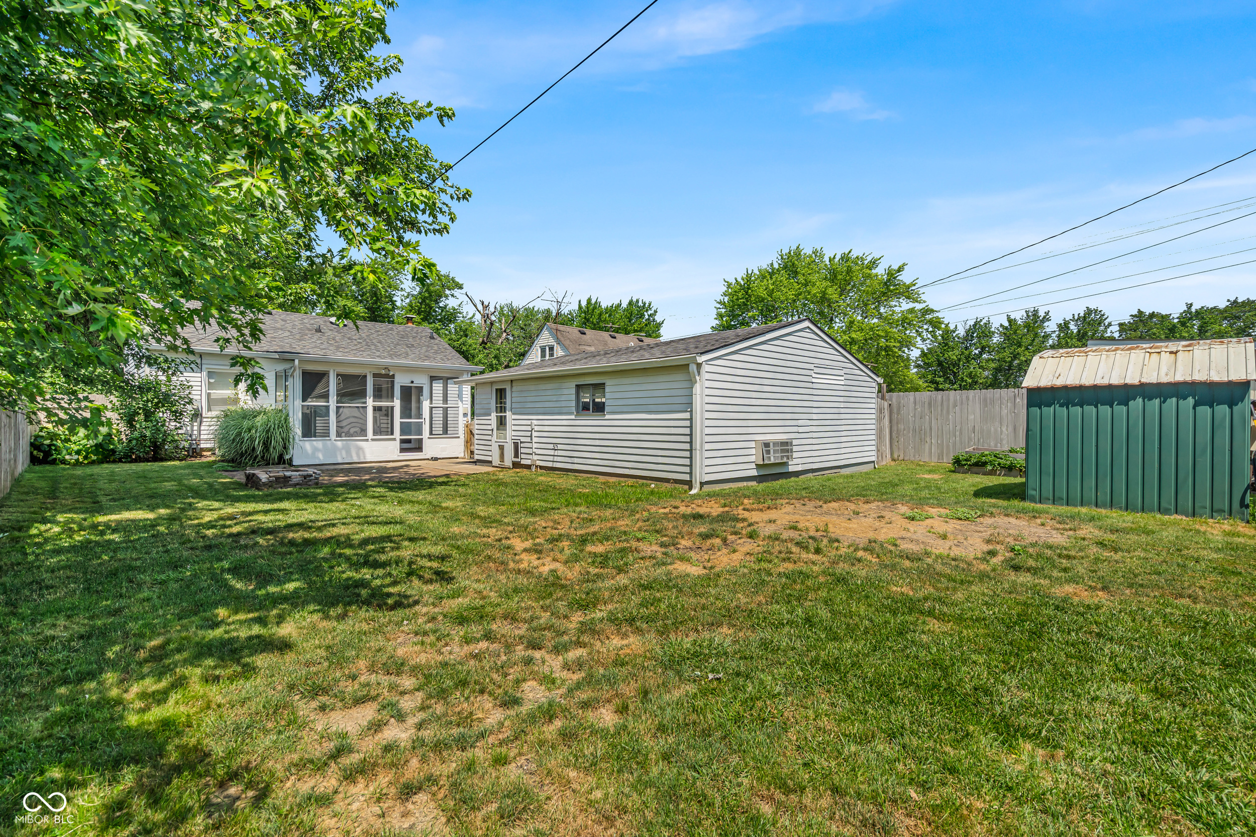 572 N 17th Street