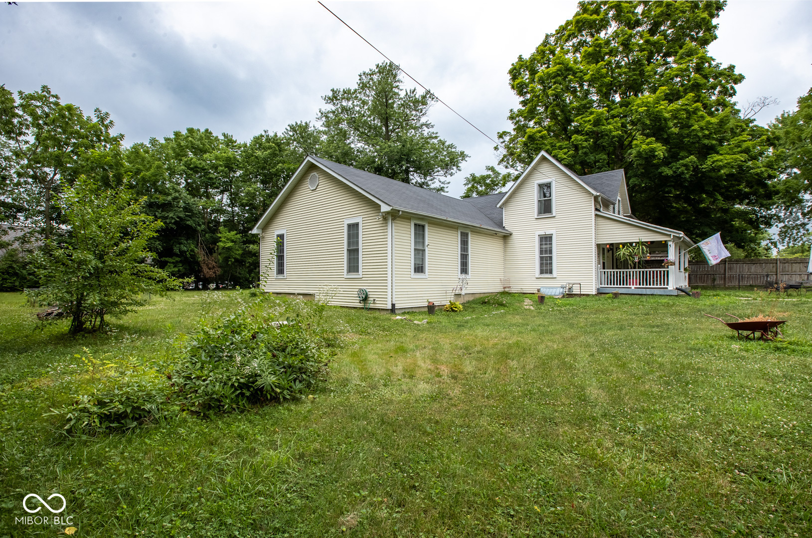 285 John Street