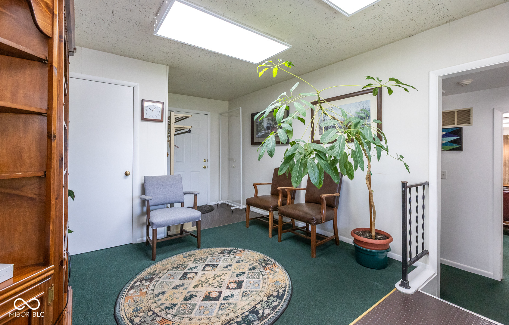 1101 Shadeland Avenue