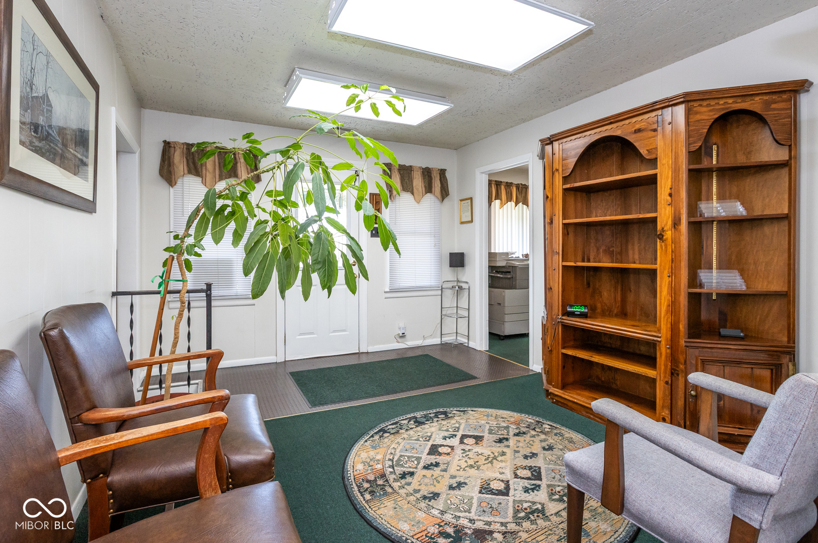 1101 Shadeland Avenue