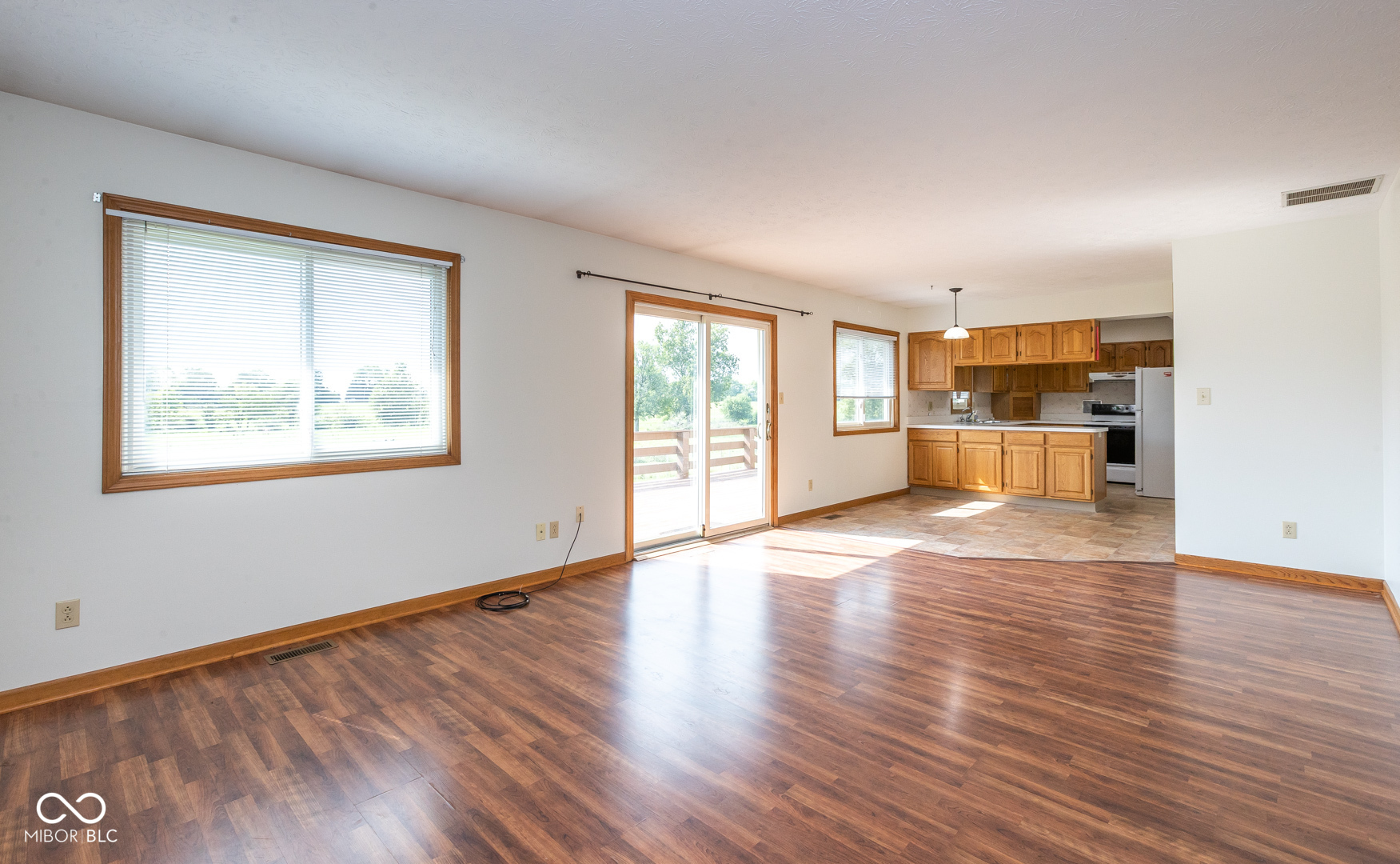 6145 N 400 W