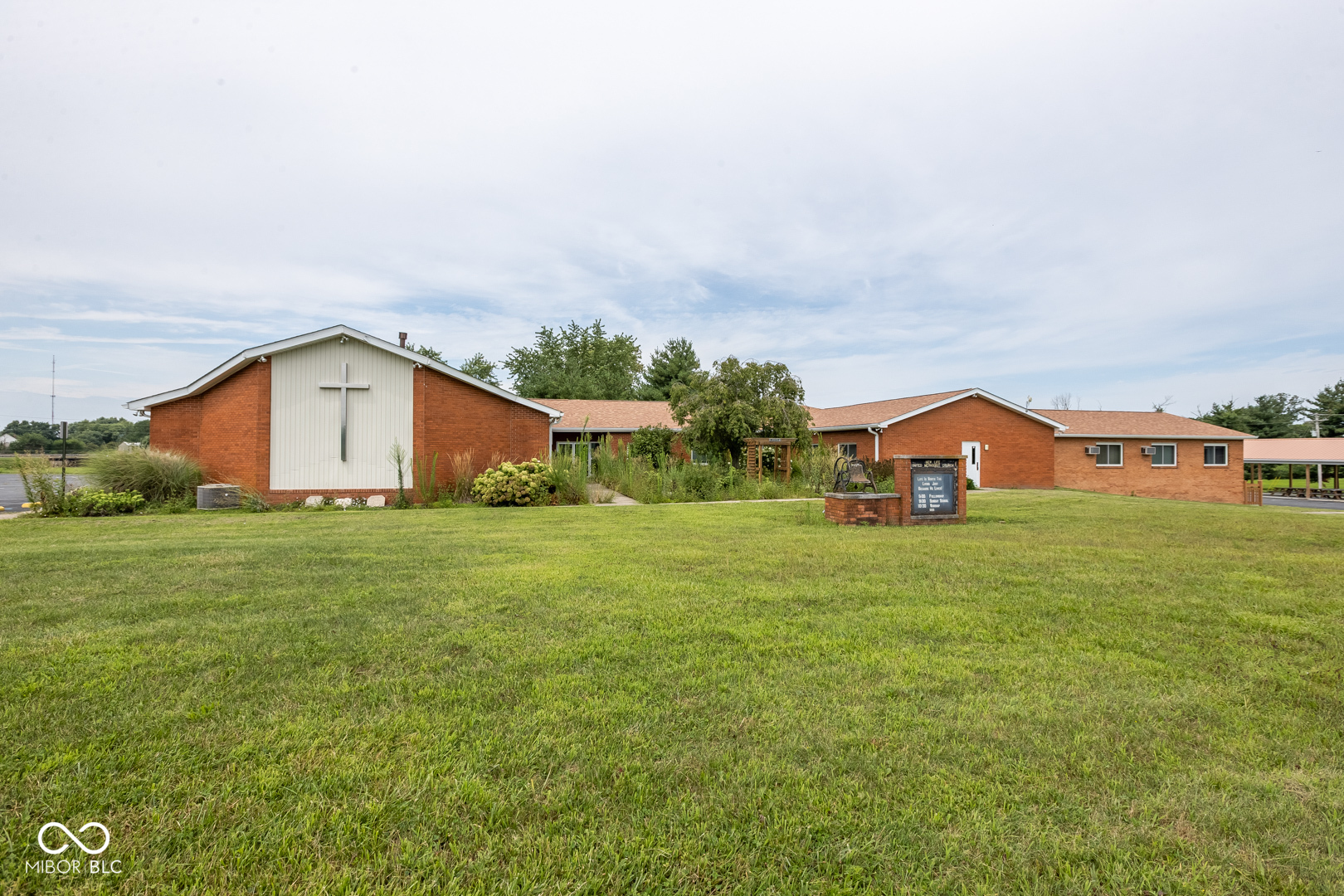 6145 N 400 W