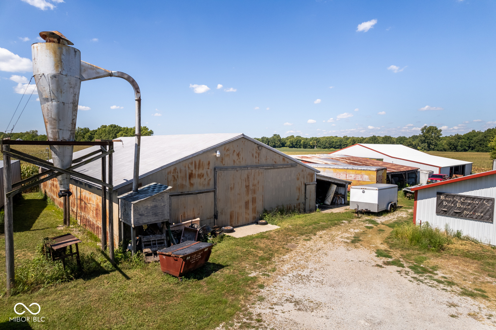 16506 Strawtown Avenue