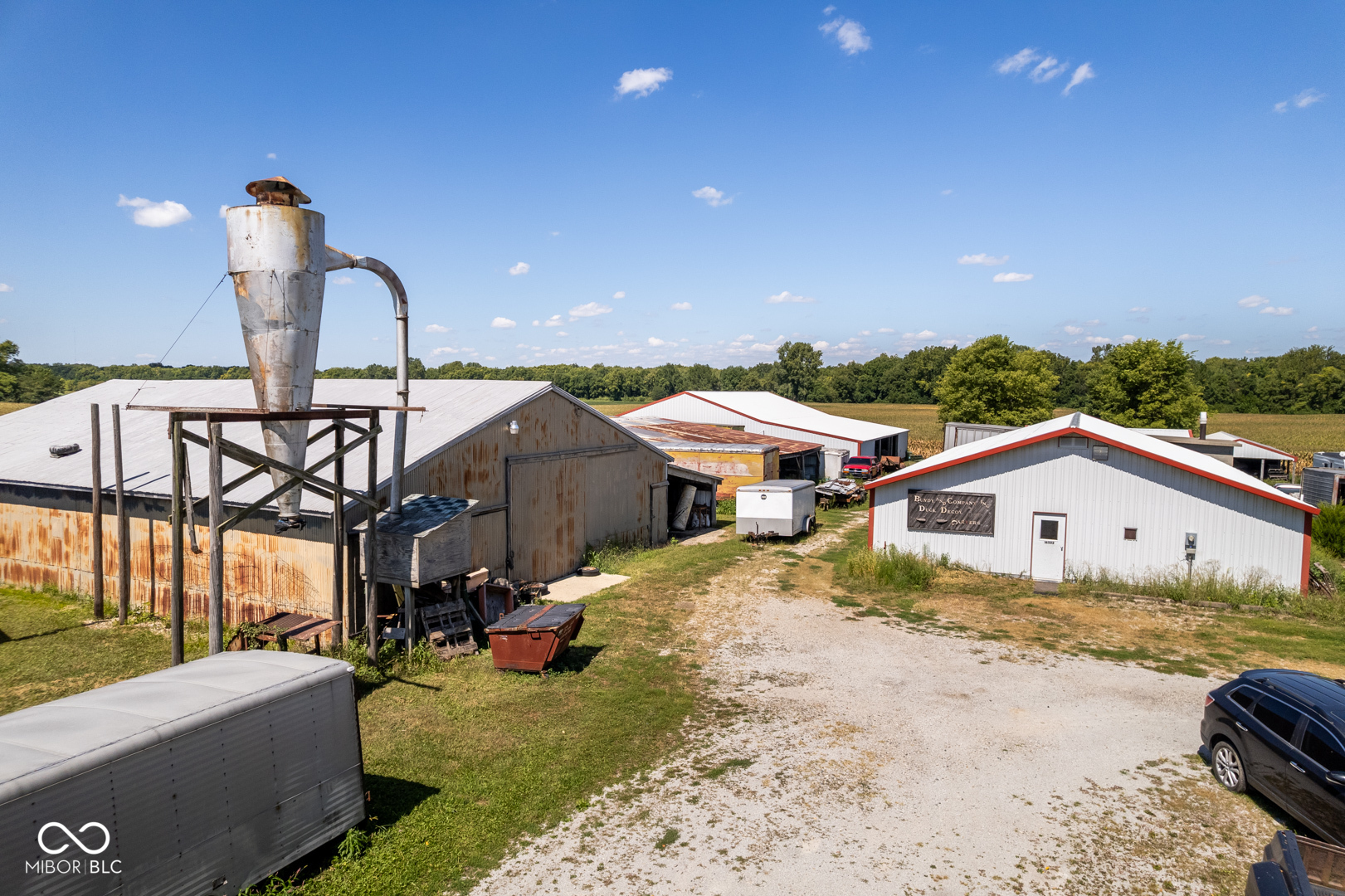 16506 Strawtown Avenue