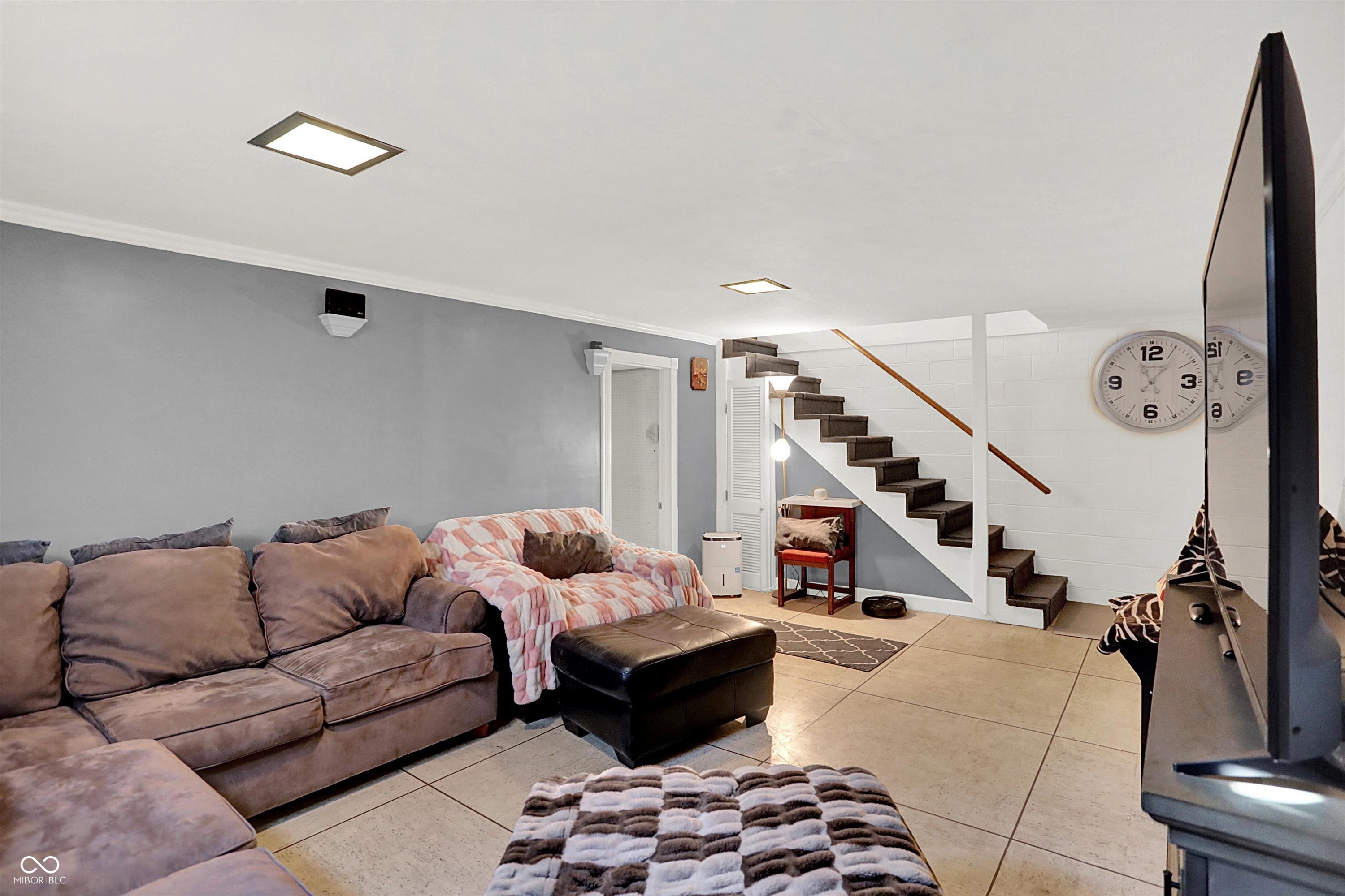 3309 Larkspur Lane
