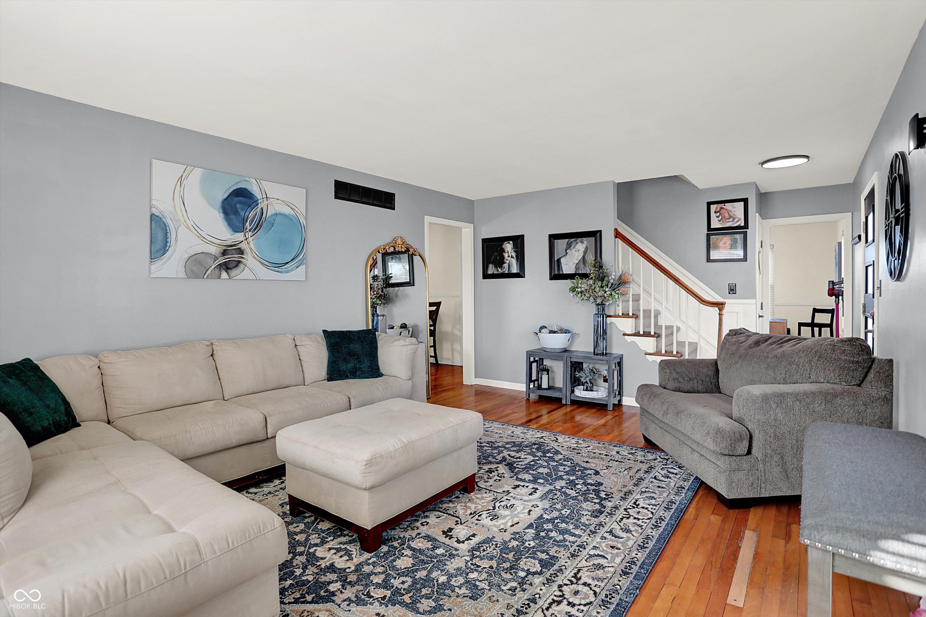 3309 Larkspur Lane