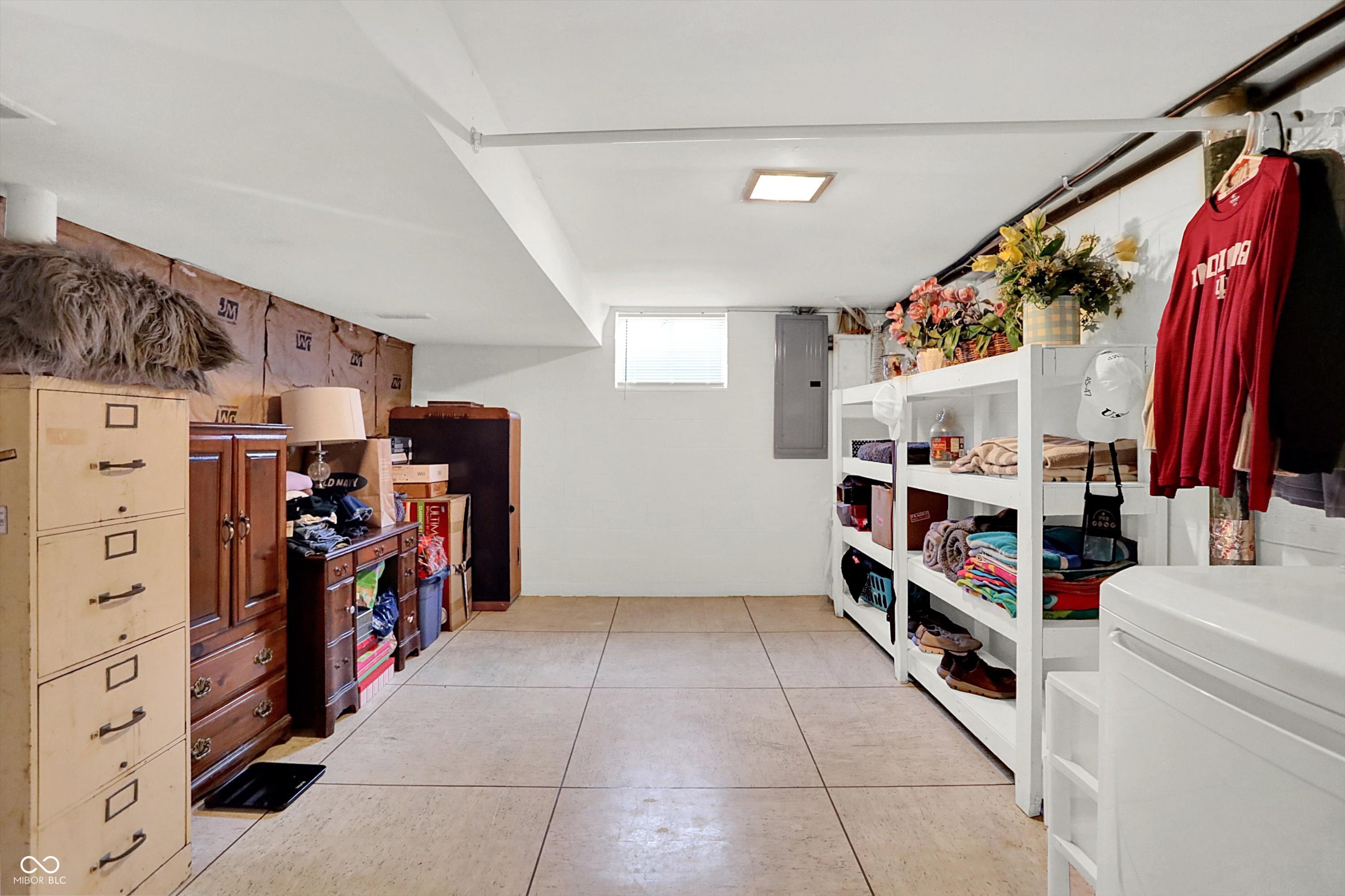 3309 Larkspur Lane