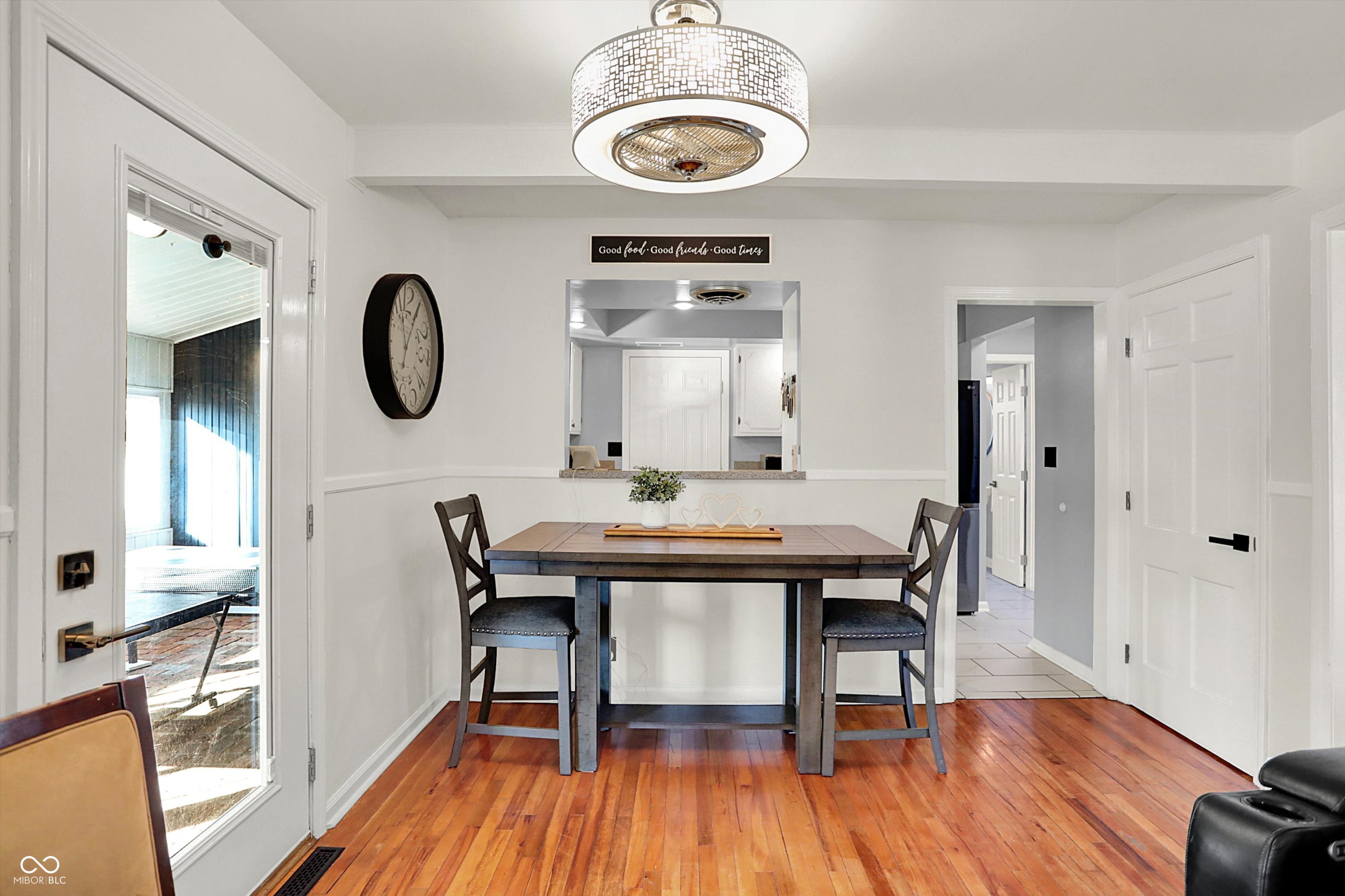 3309 Larkspur Lane