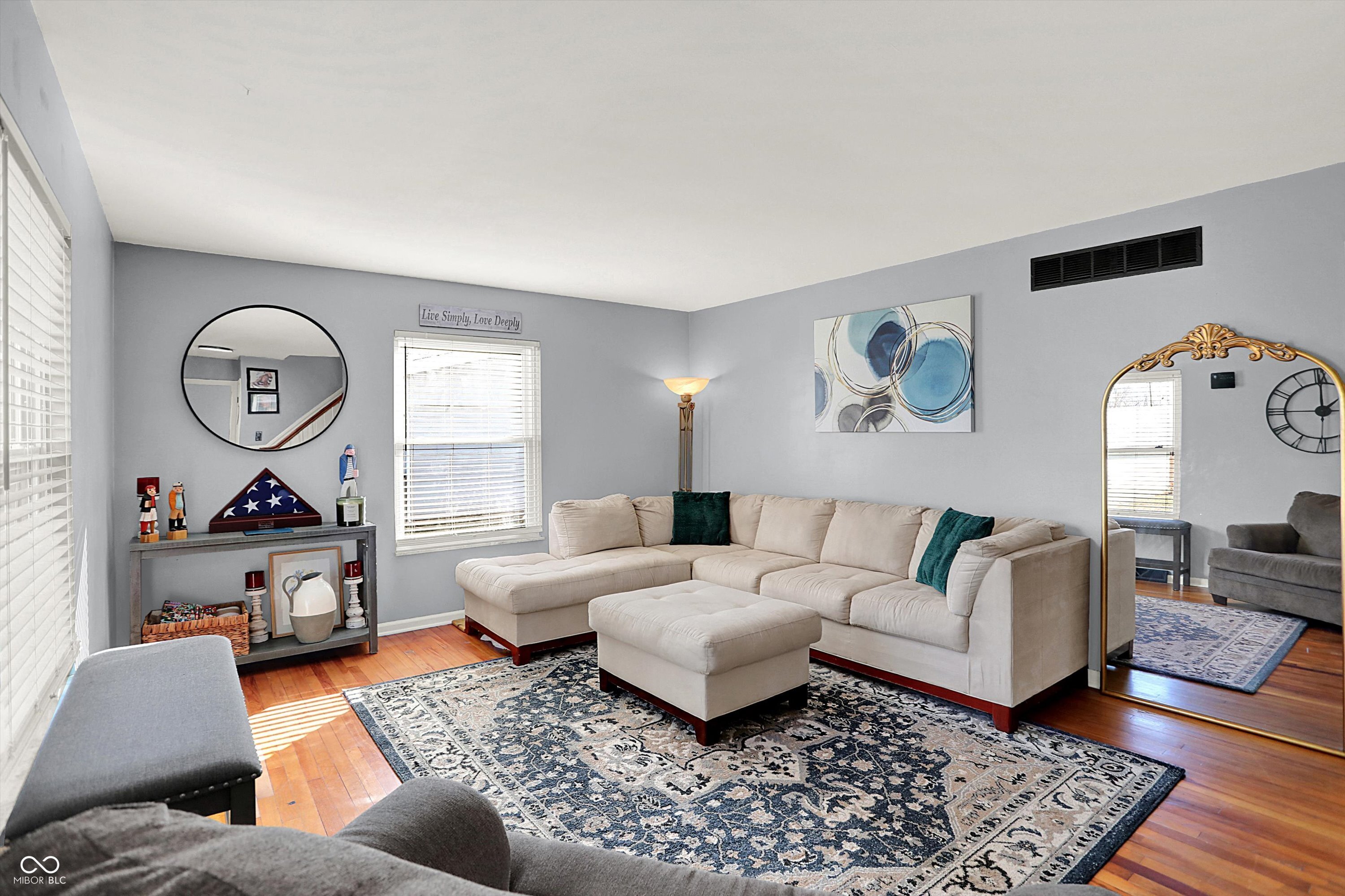 3309 Larkspur Lane