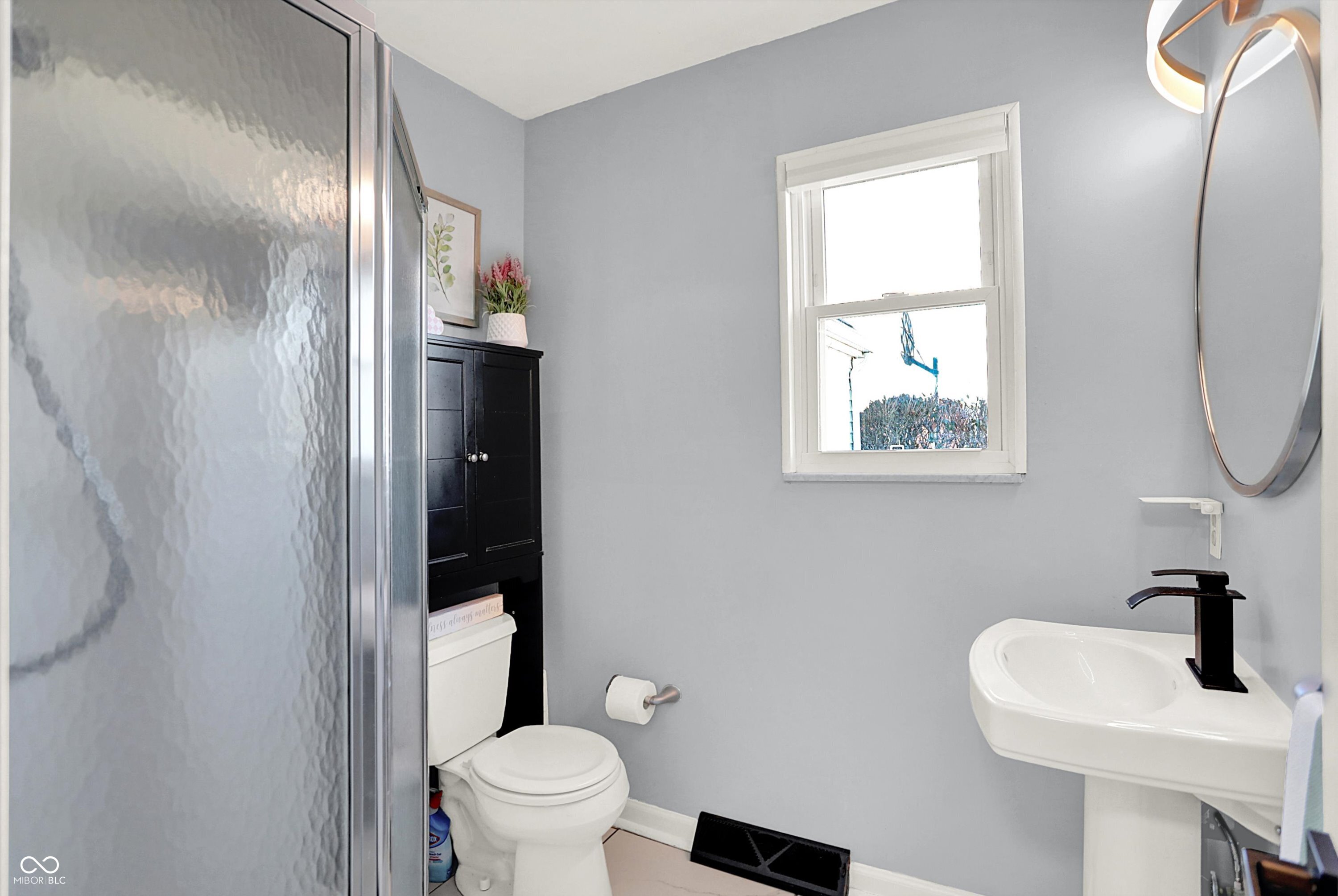 3309 Larkspur Lane