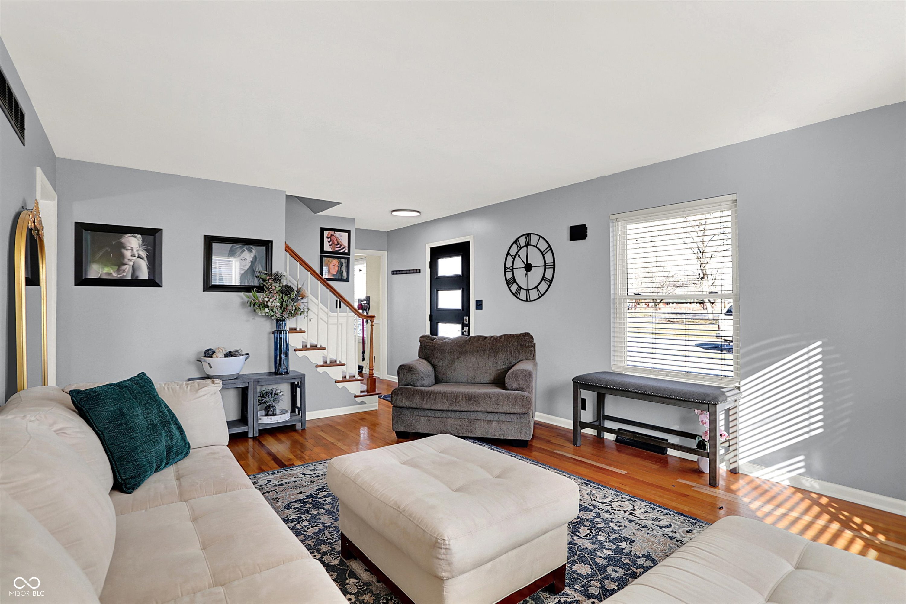 3309 Larkspur Lane