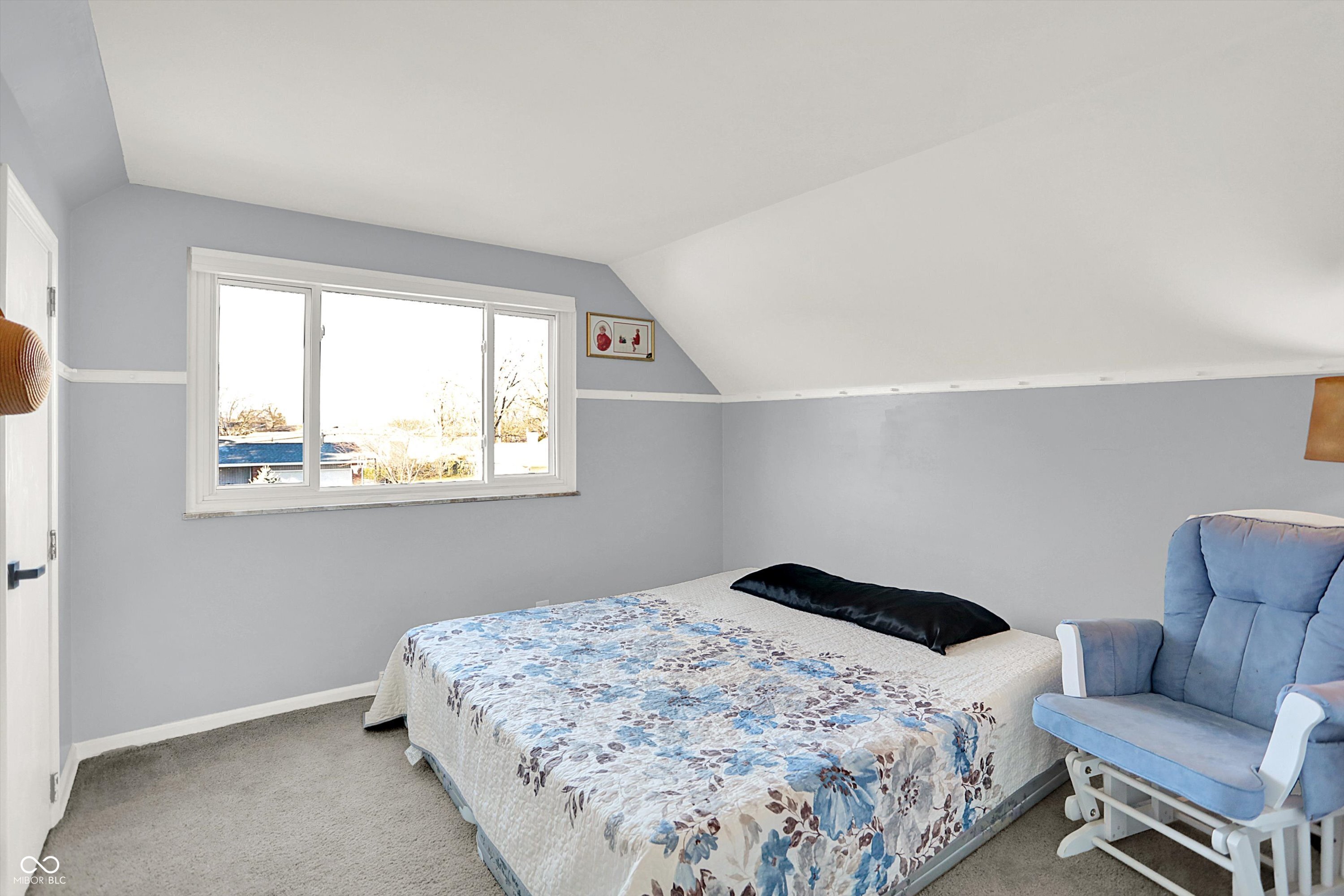 3309 Larkspur Lane