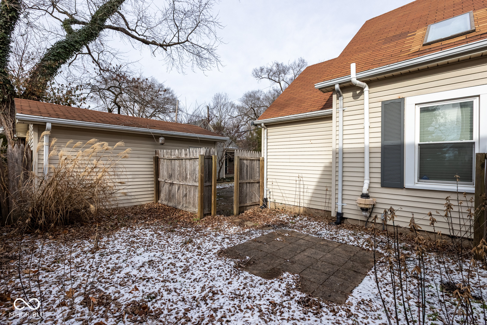 6570 Carrollton Avenue