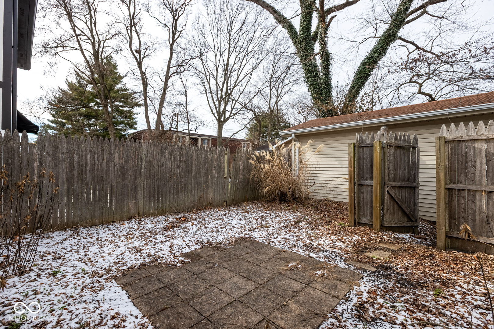 6570 Carrollton Avenue