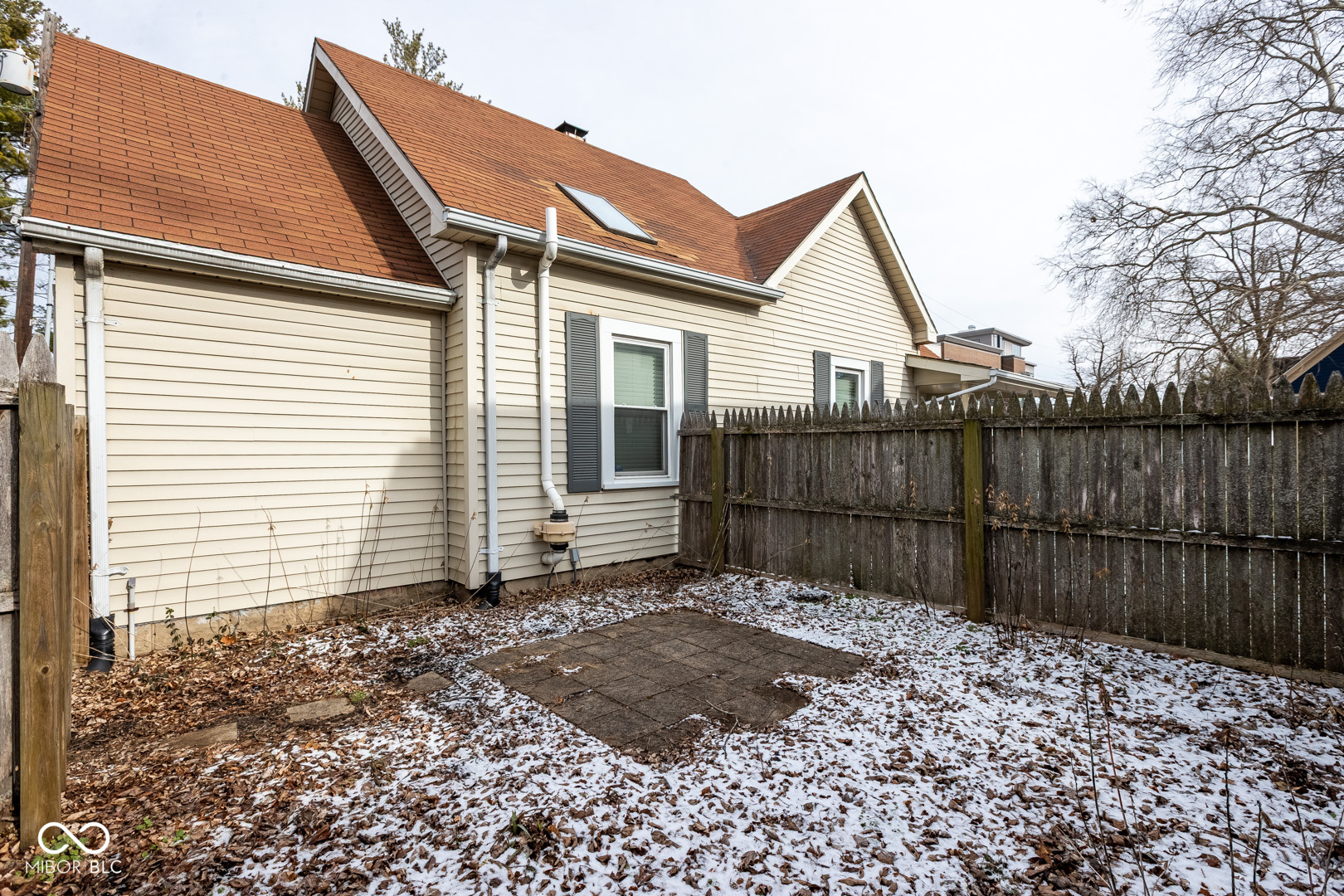 6570 Carrollton Avenue